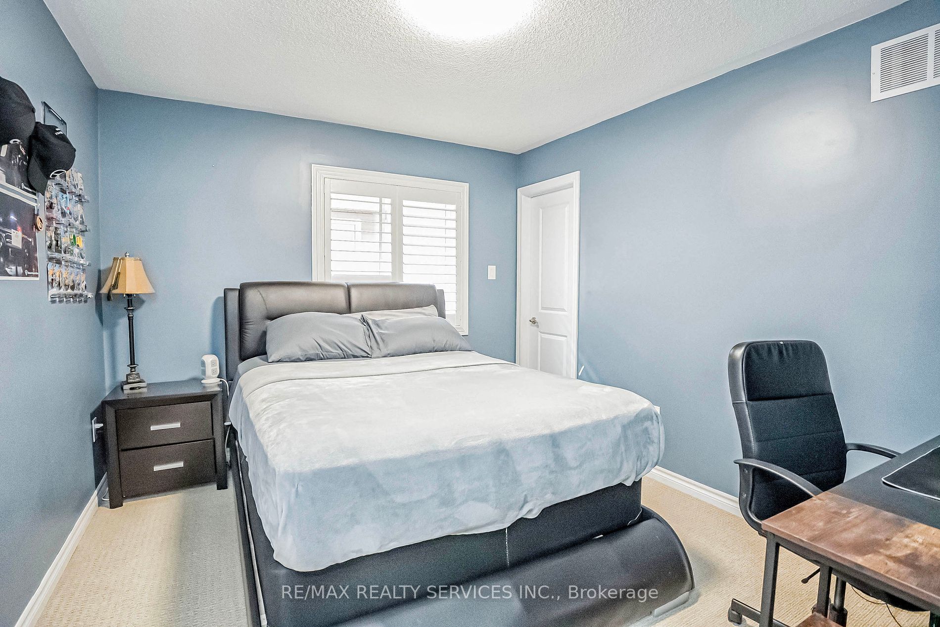 65 Lola Cres