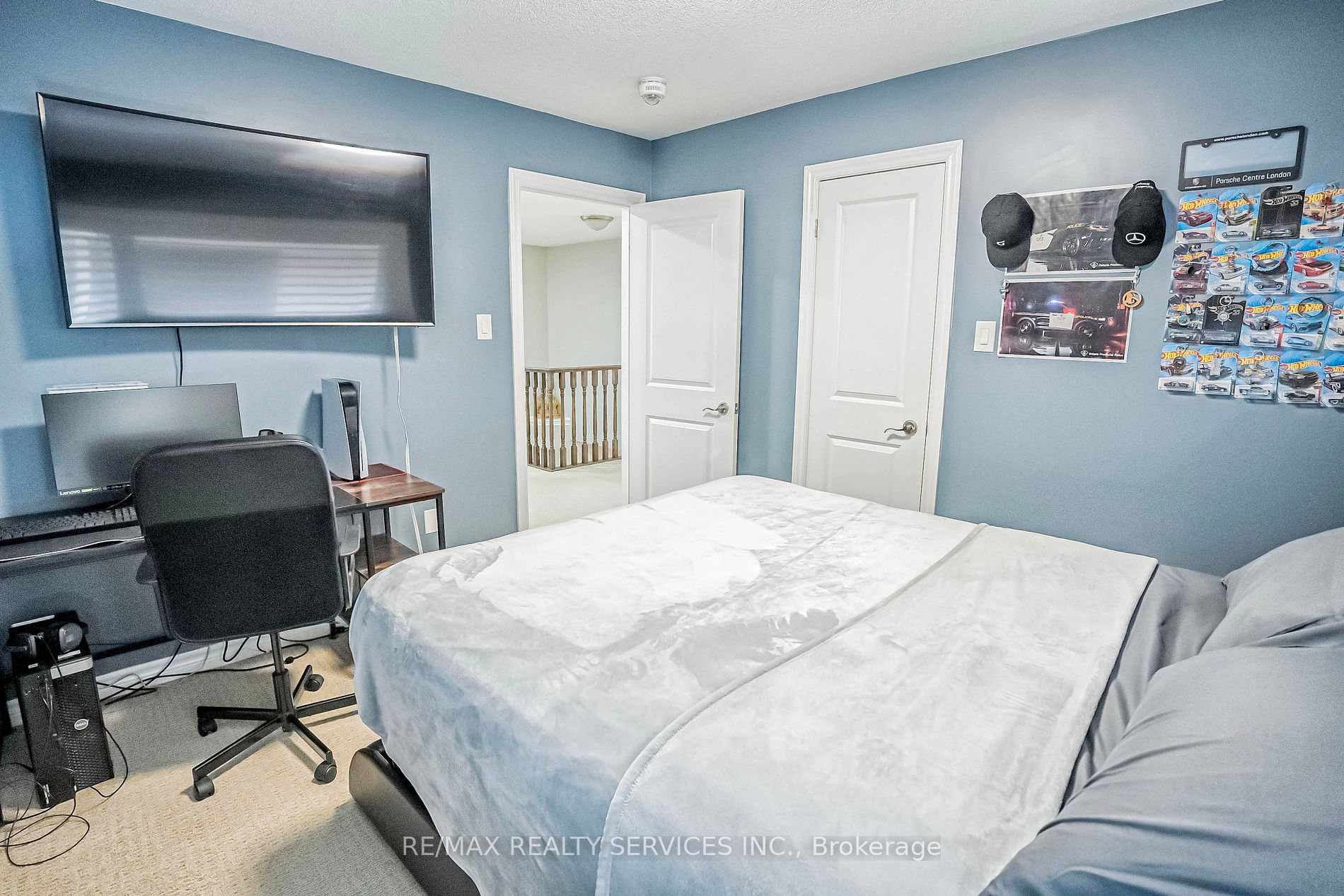 65 Lola Cres