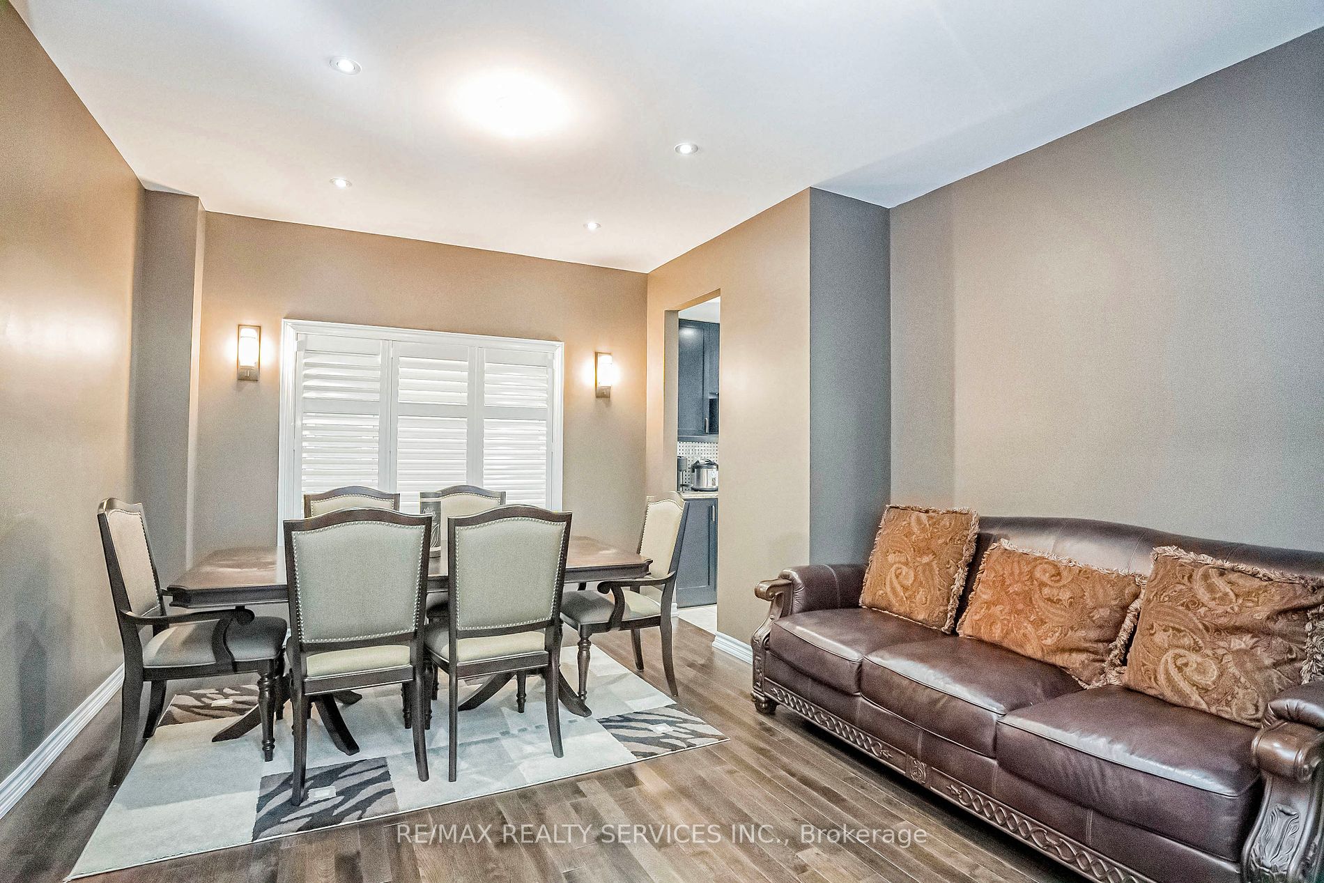 65 Lola Cres