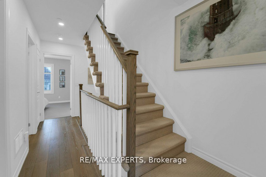 80 Eastwood Park Gdns, #1
