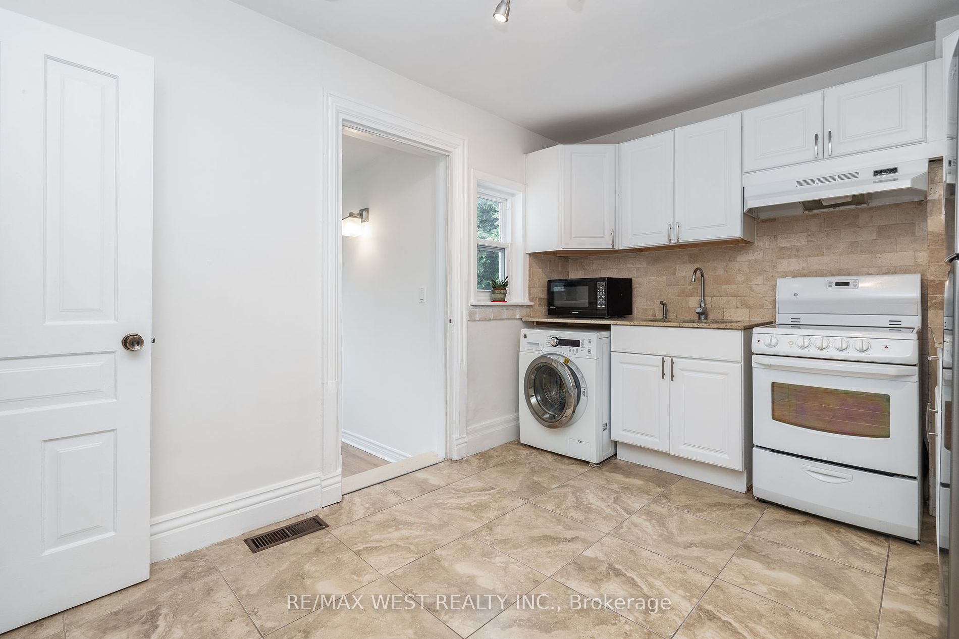 55 Lynd Avenue