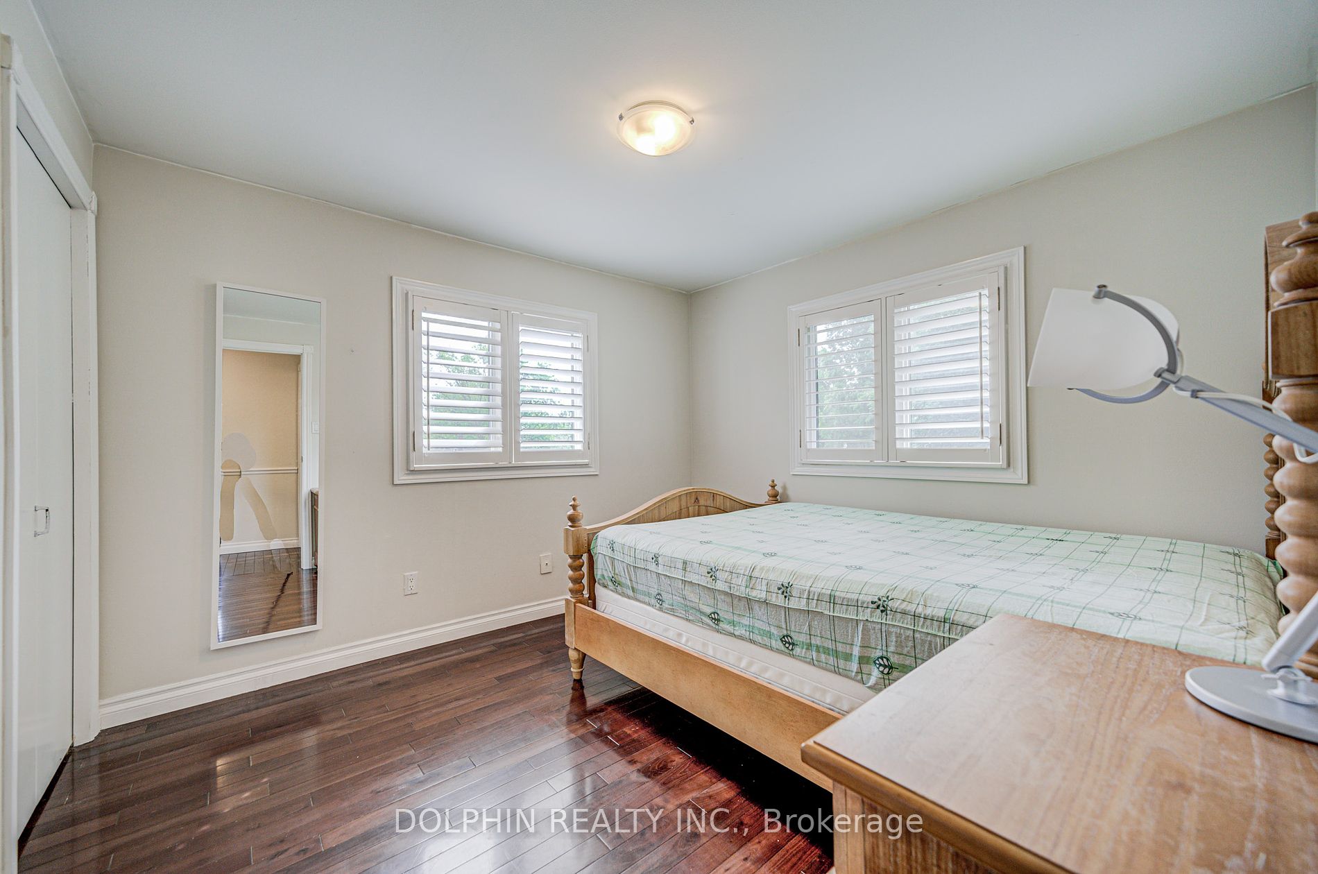 2290 Devon Road