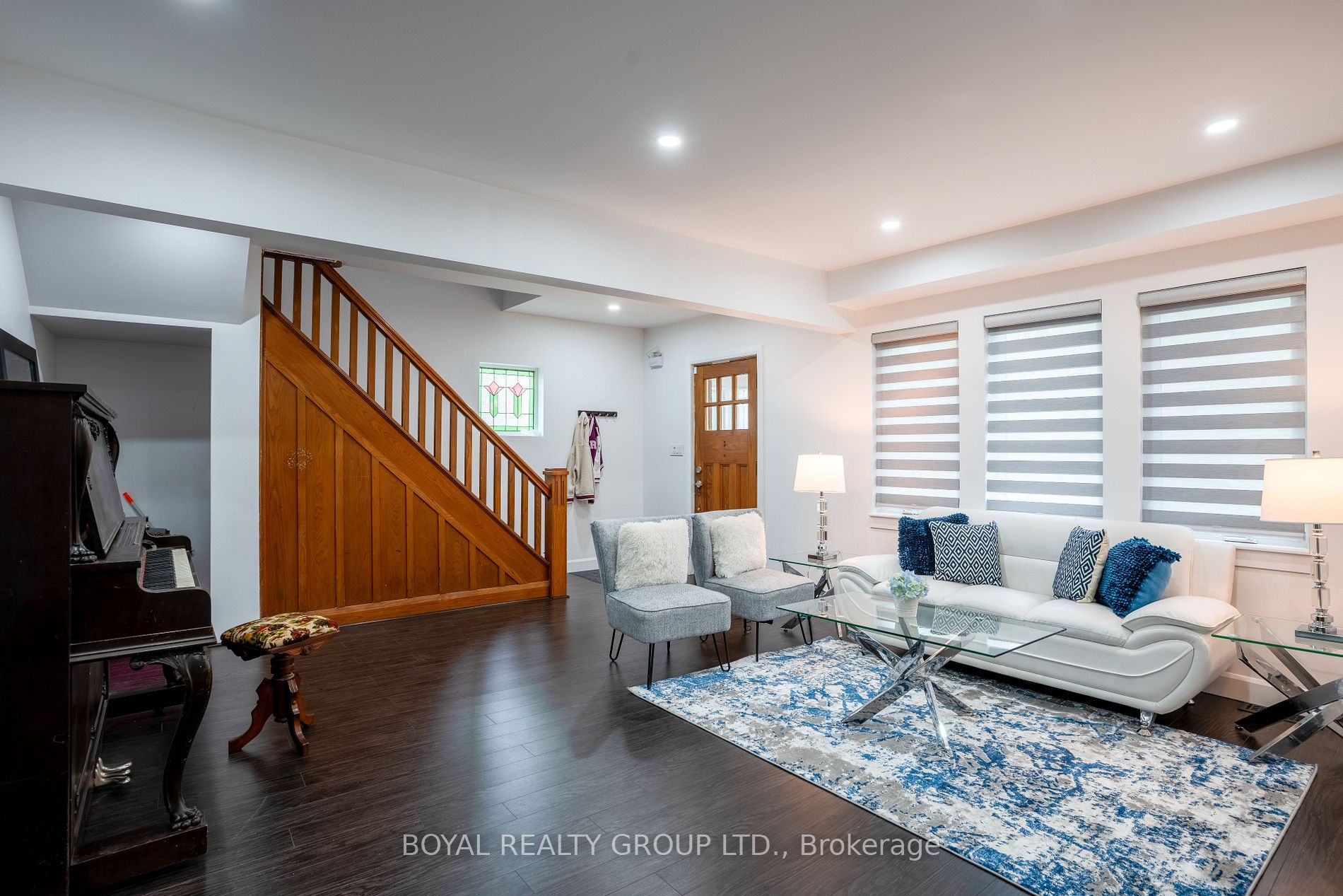 88 King Street W