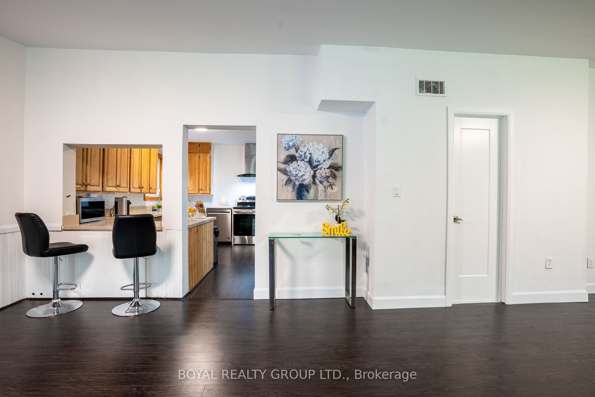 88 King Street W