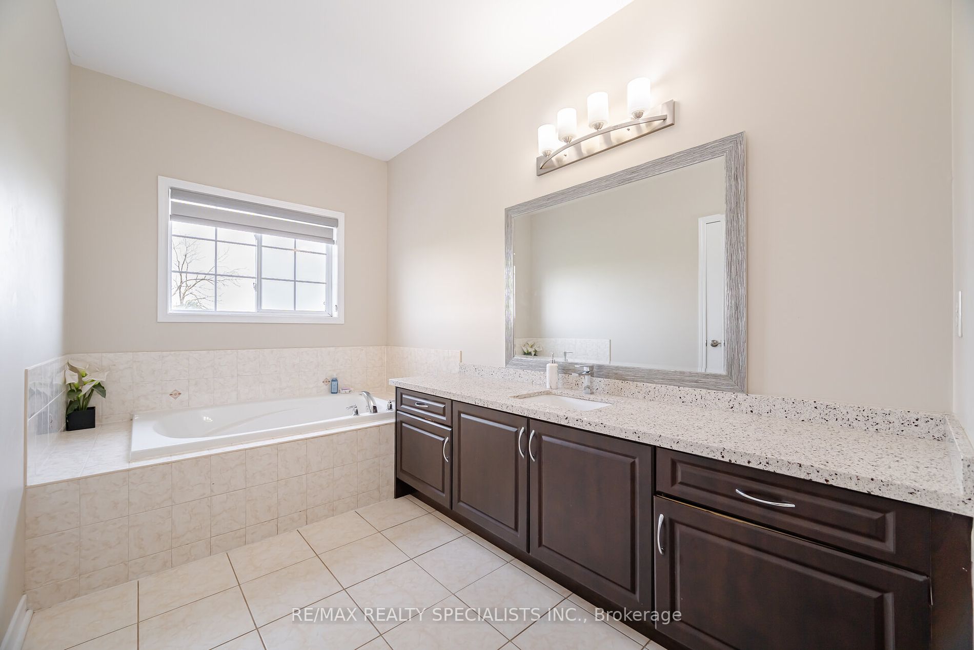 61 Haviland Circle