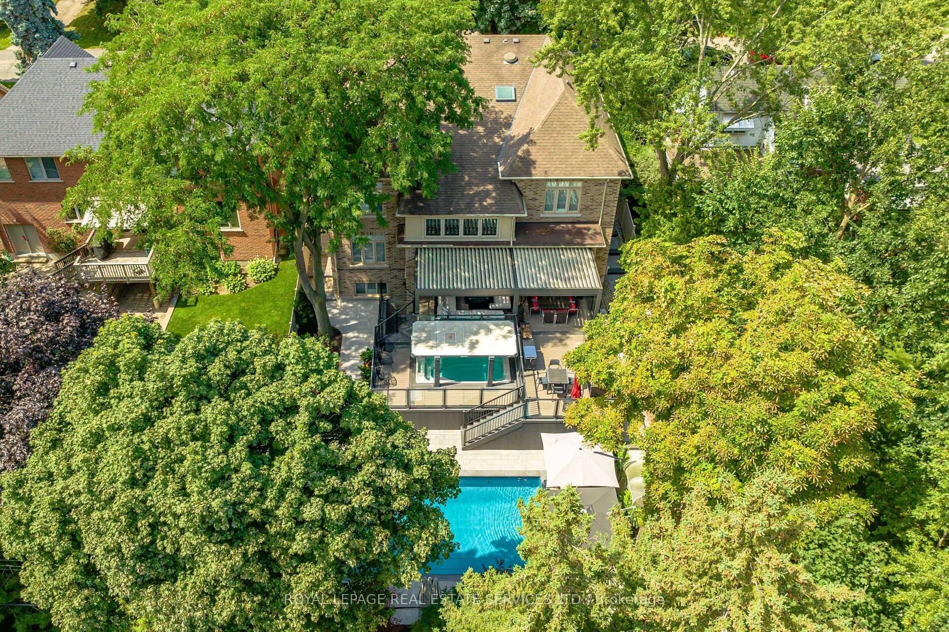 34 Nottingham Dr