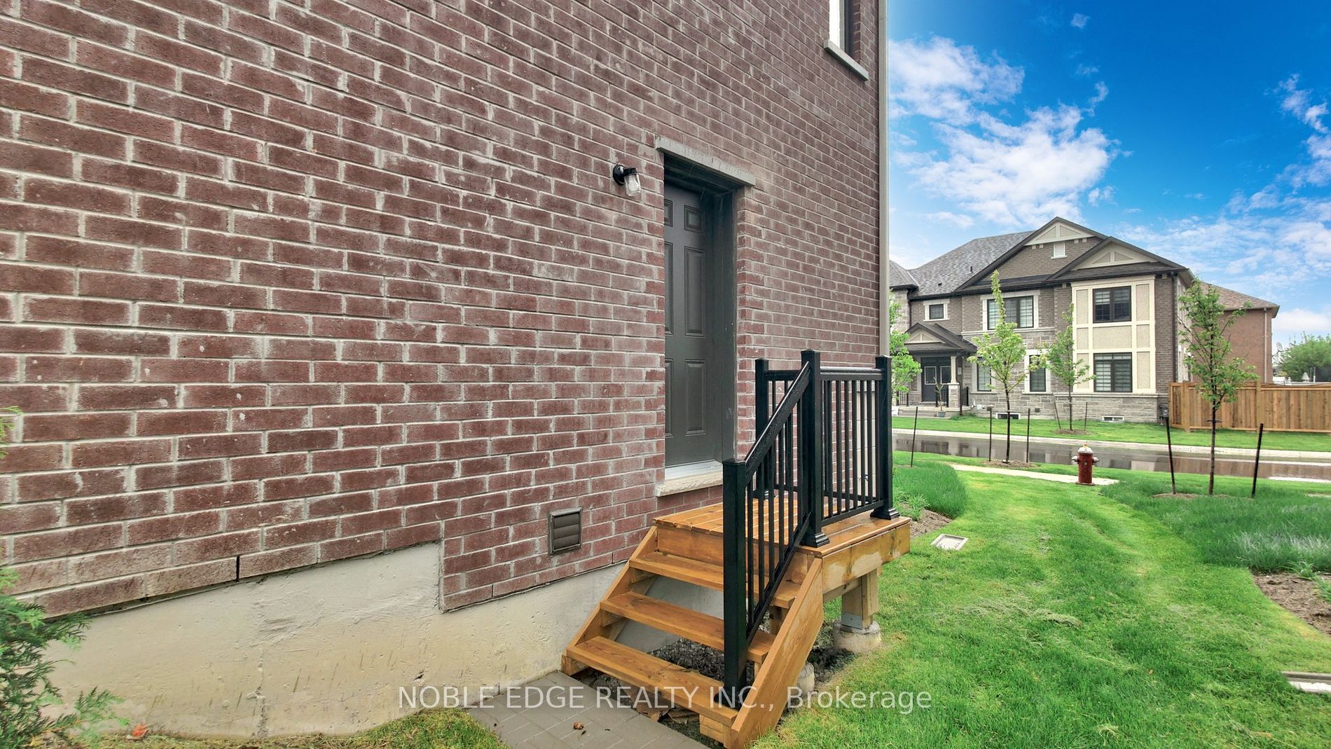 28 Stella Cres