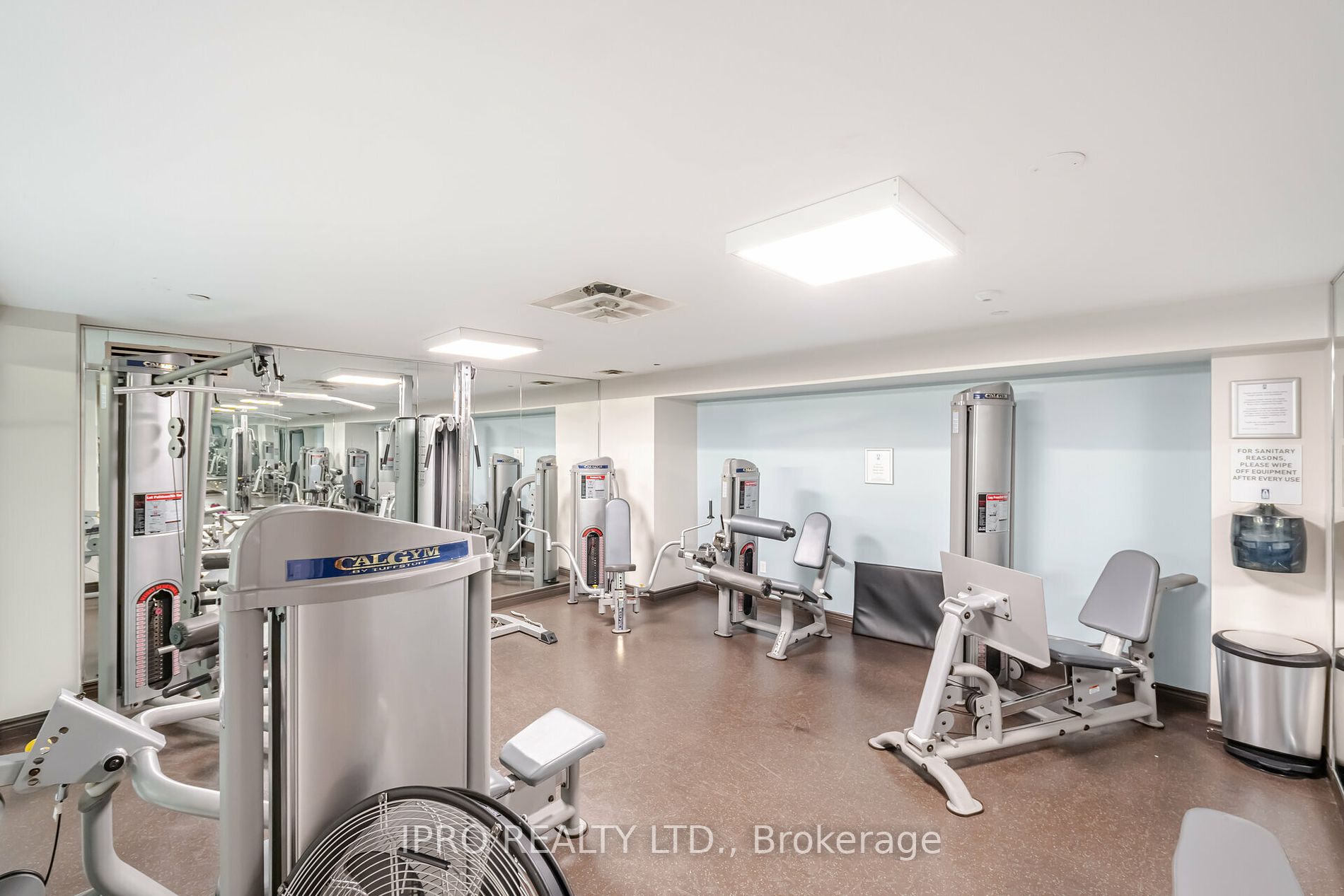 2285 Lake Shore Boulevard W, #207