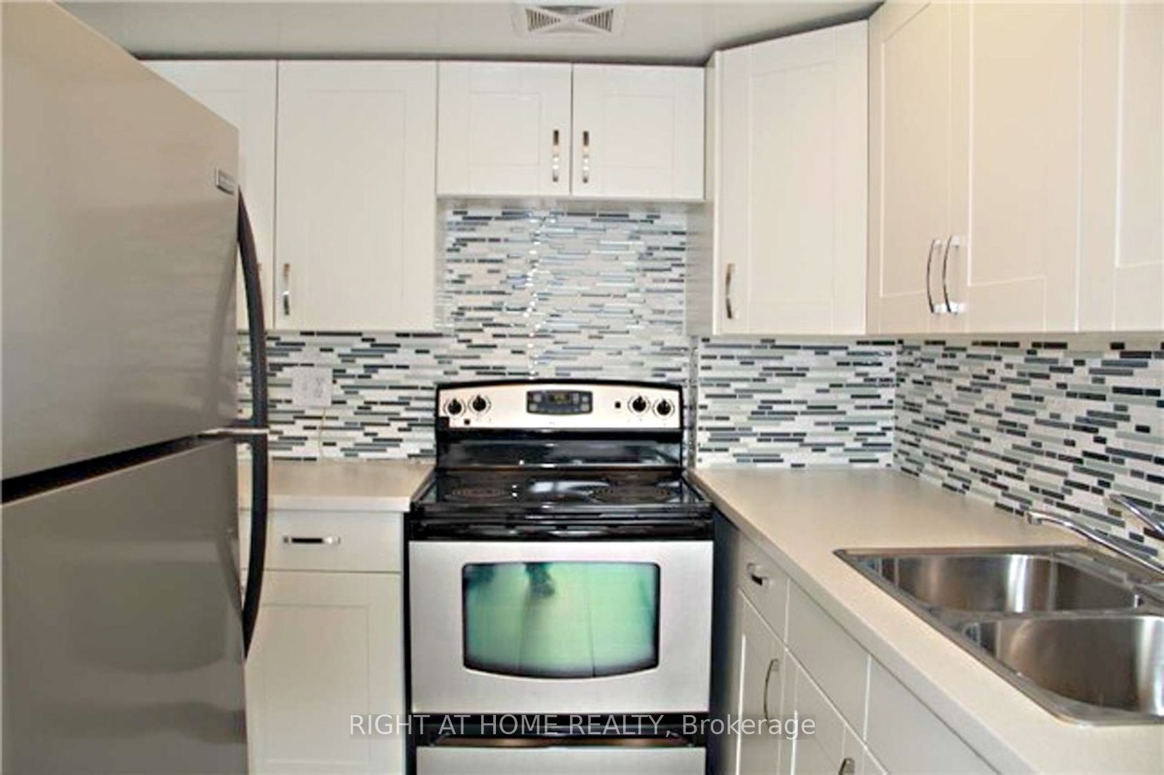 10 Markbrook Lane, #1204