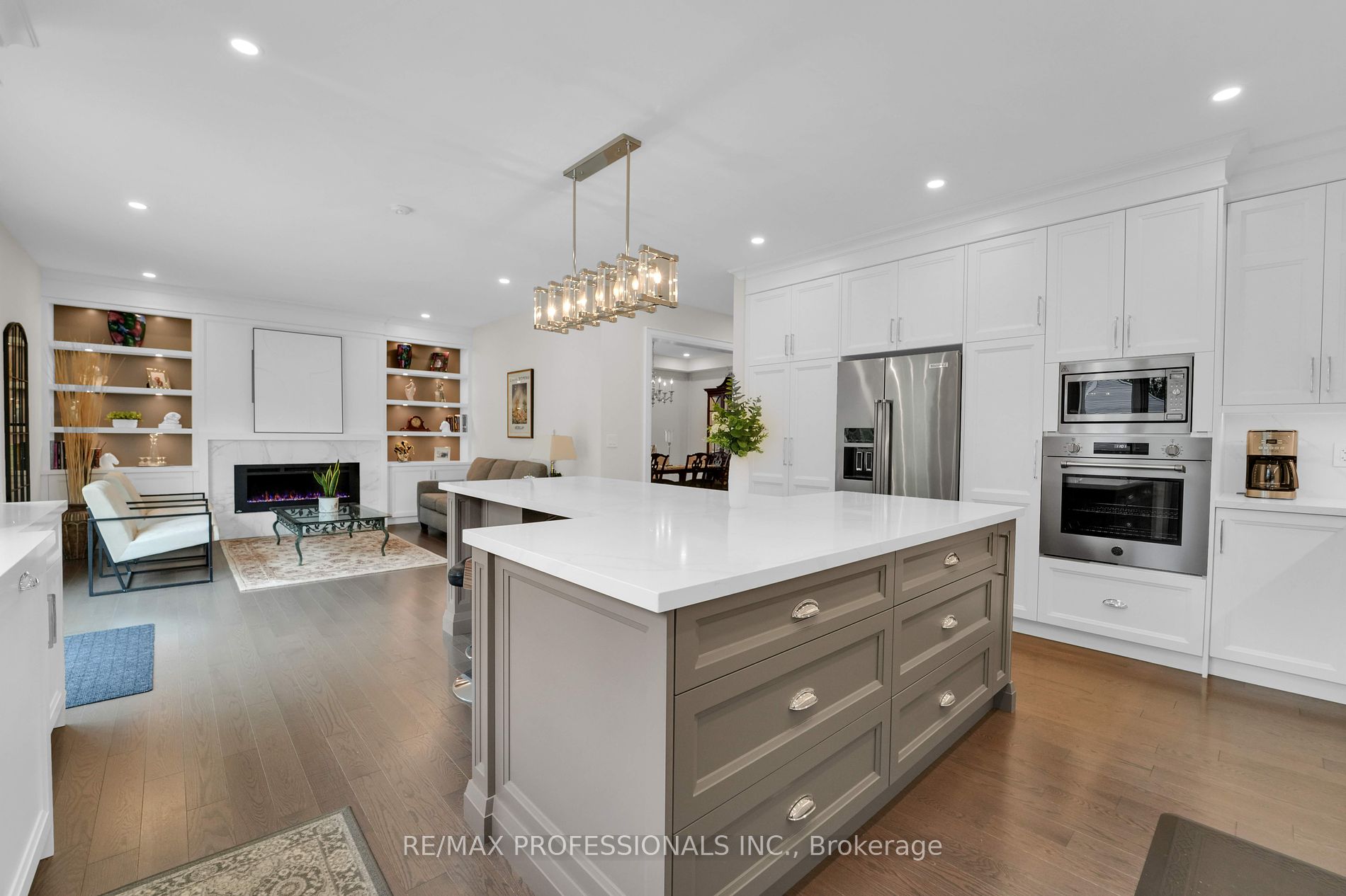 18 Charleston Rd