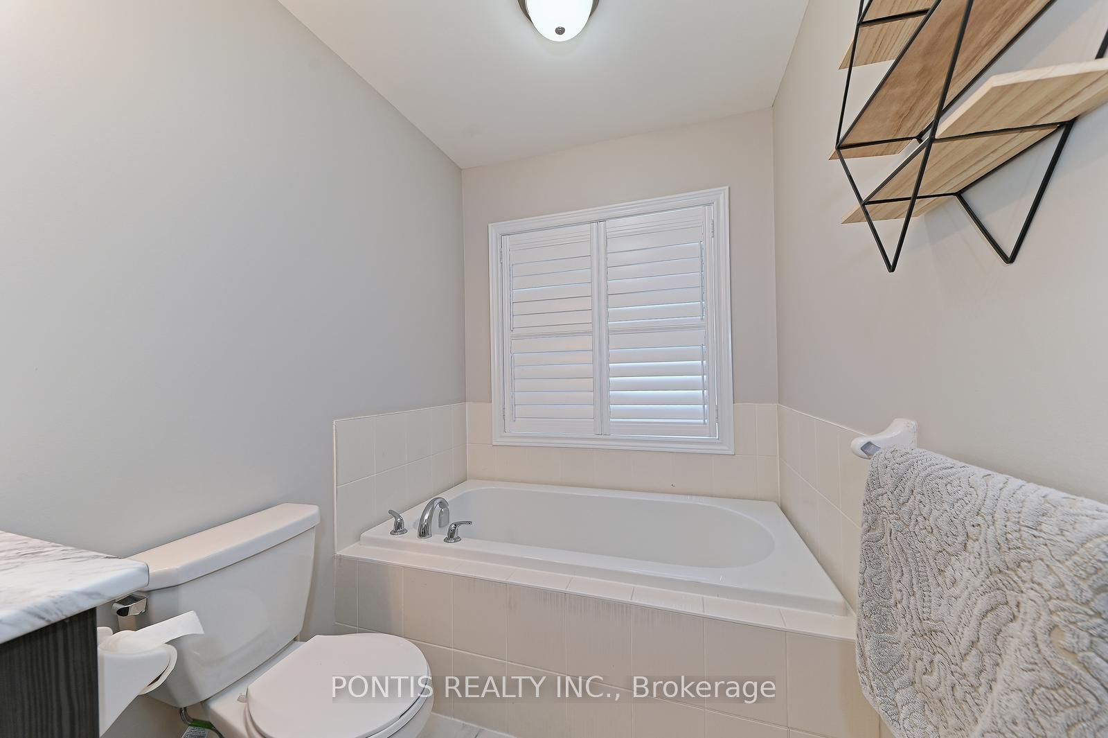 35 Fresnel Road