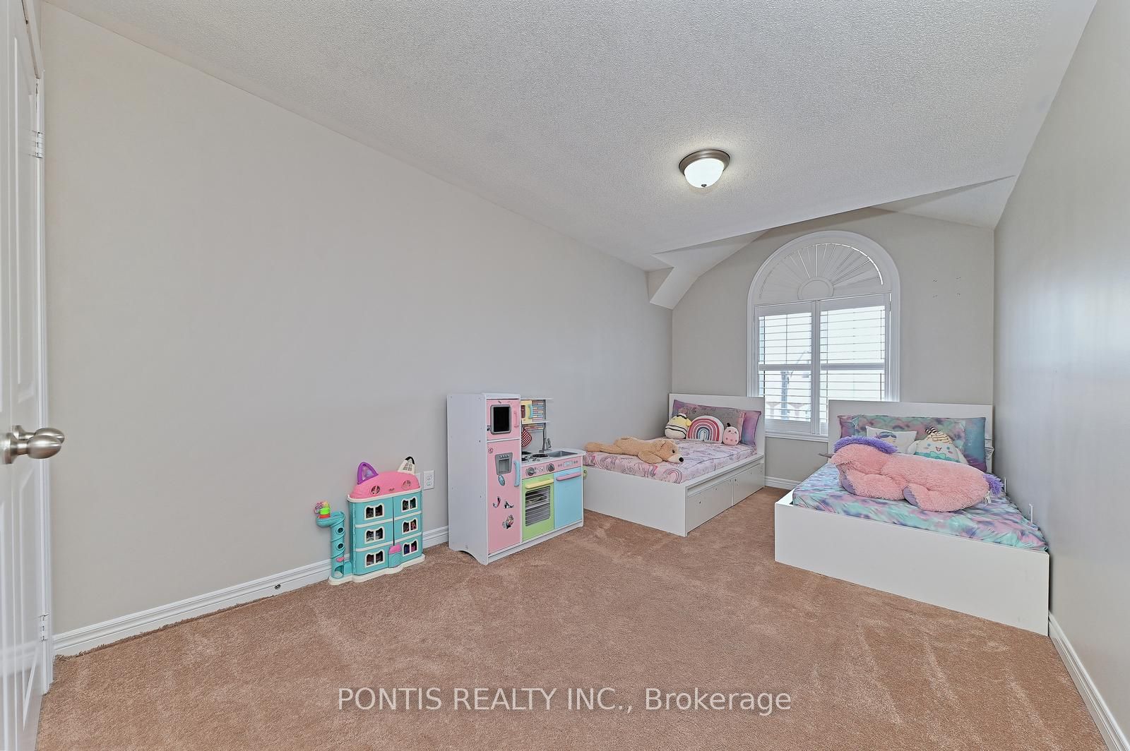 35 Fresnel Road