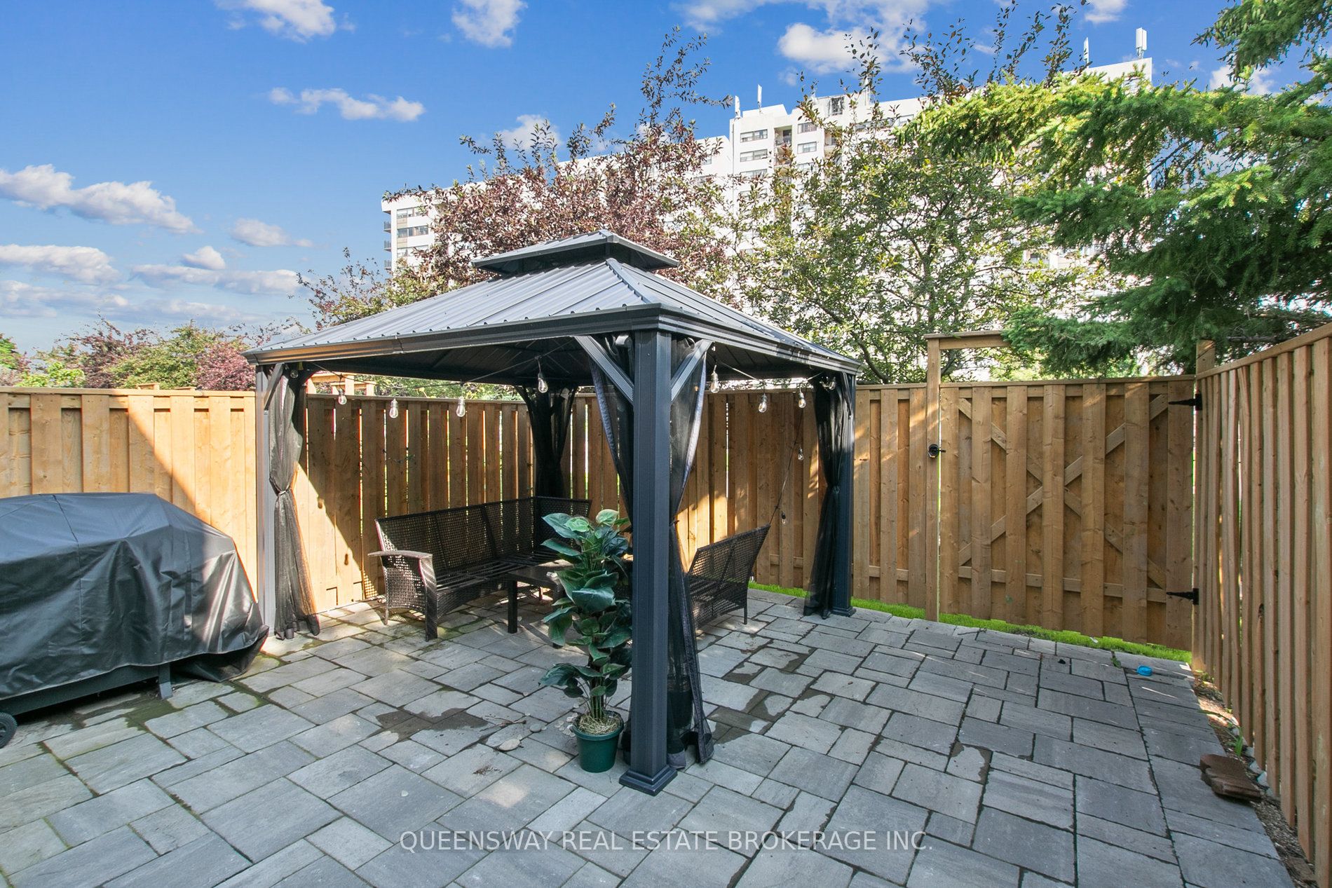 6520 Corfu Road, #1