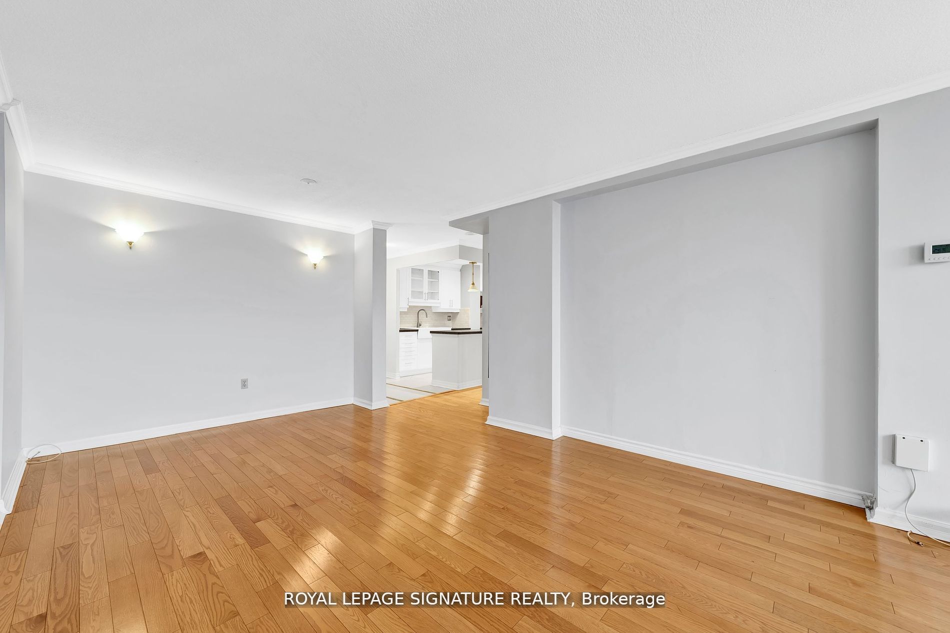 812 Burnhamthorpe Rd, #Ph04
