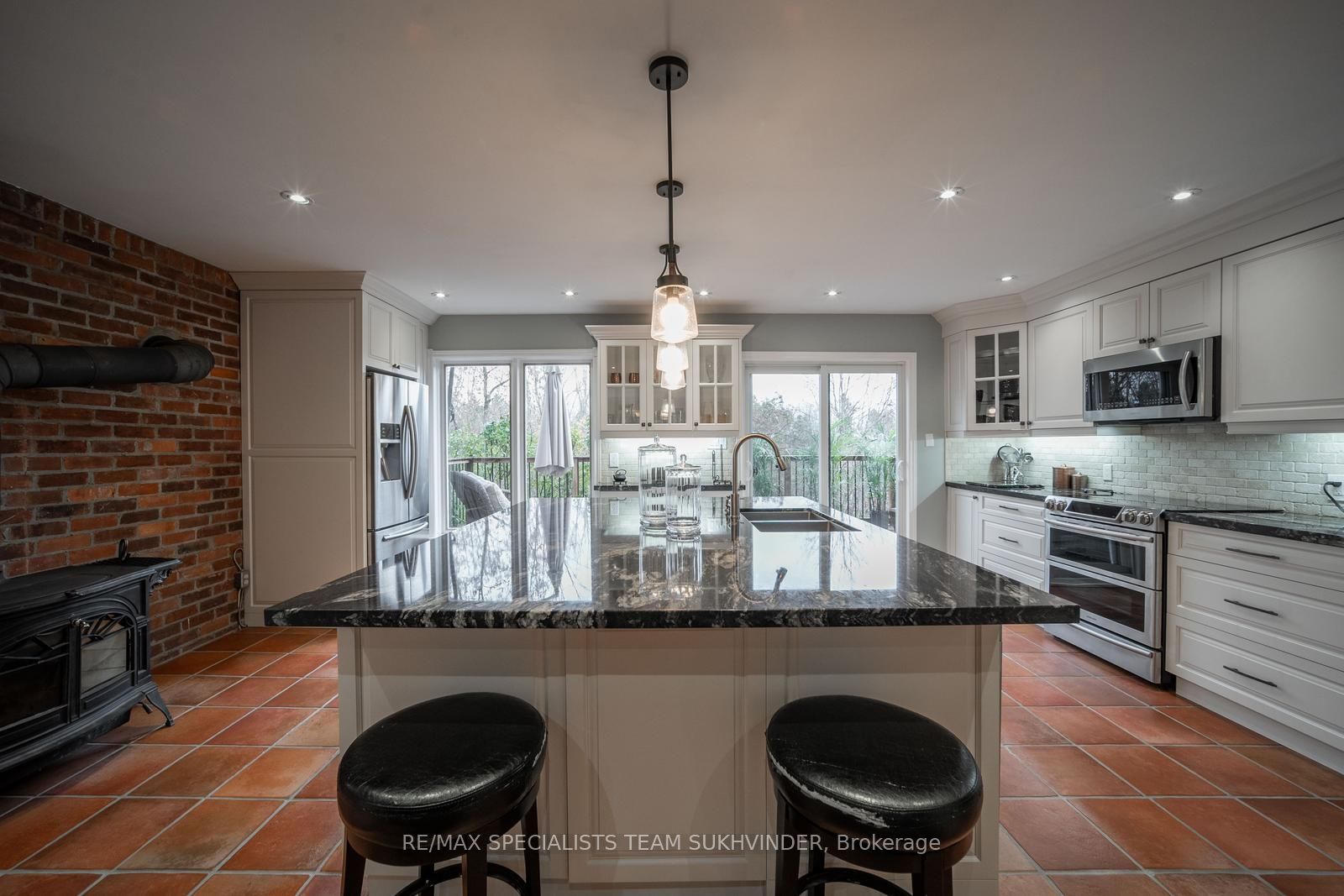 21 Southridge Trail