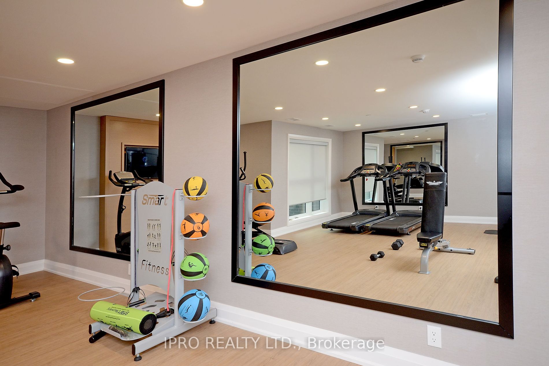 128 Grovewood Common, #435