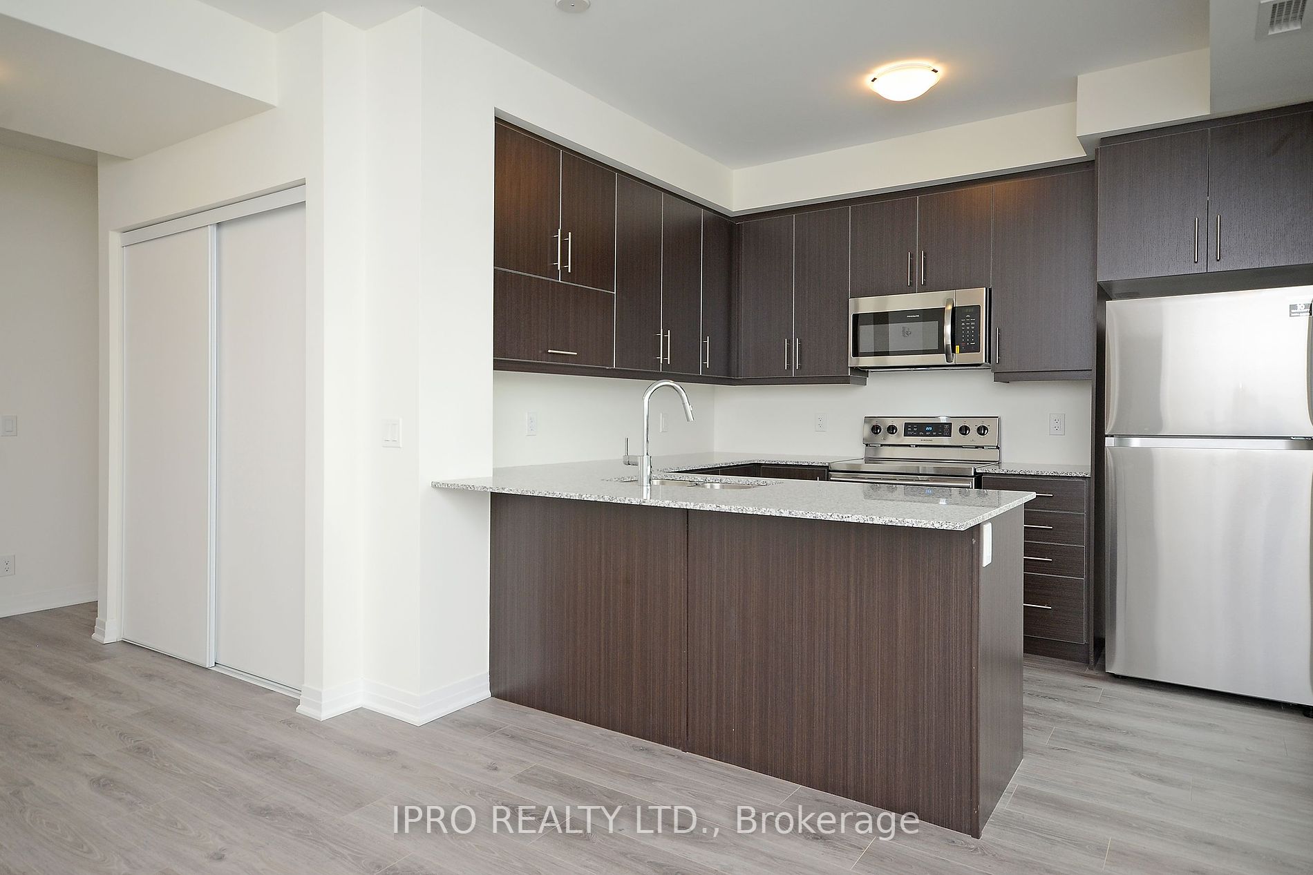 128 Grovewood Common, #435