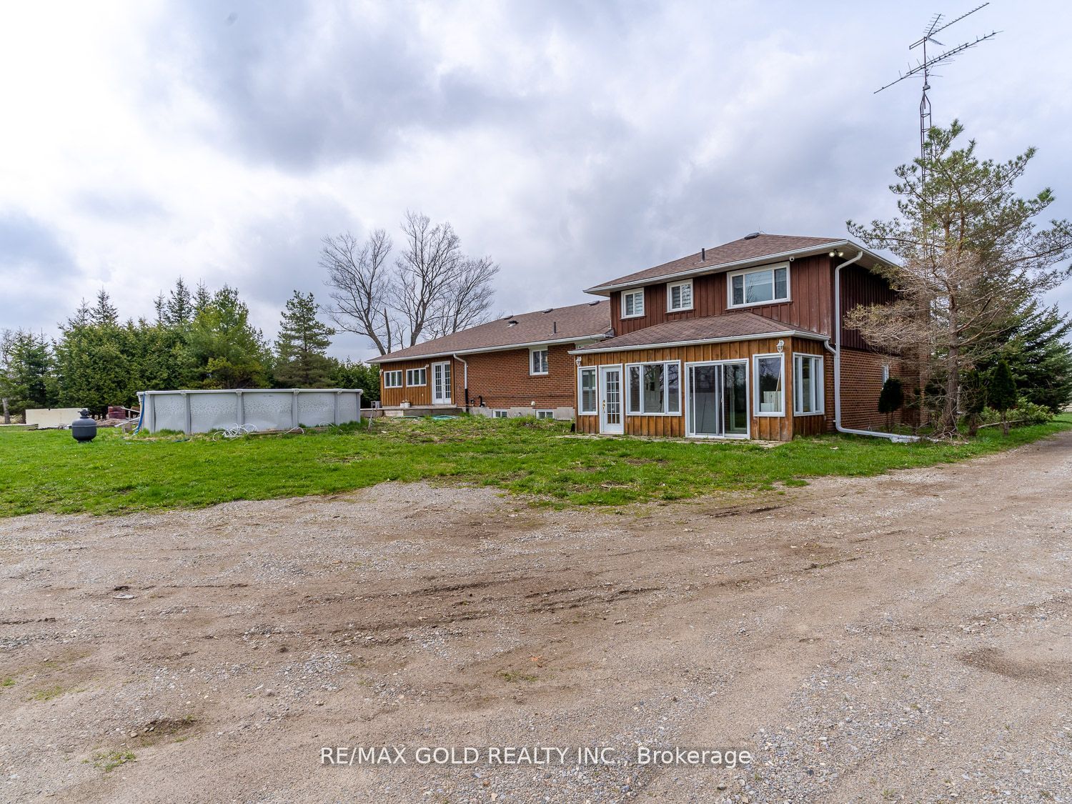 20205 Kennedy Rd