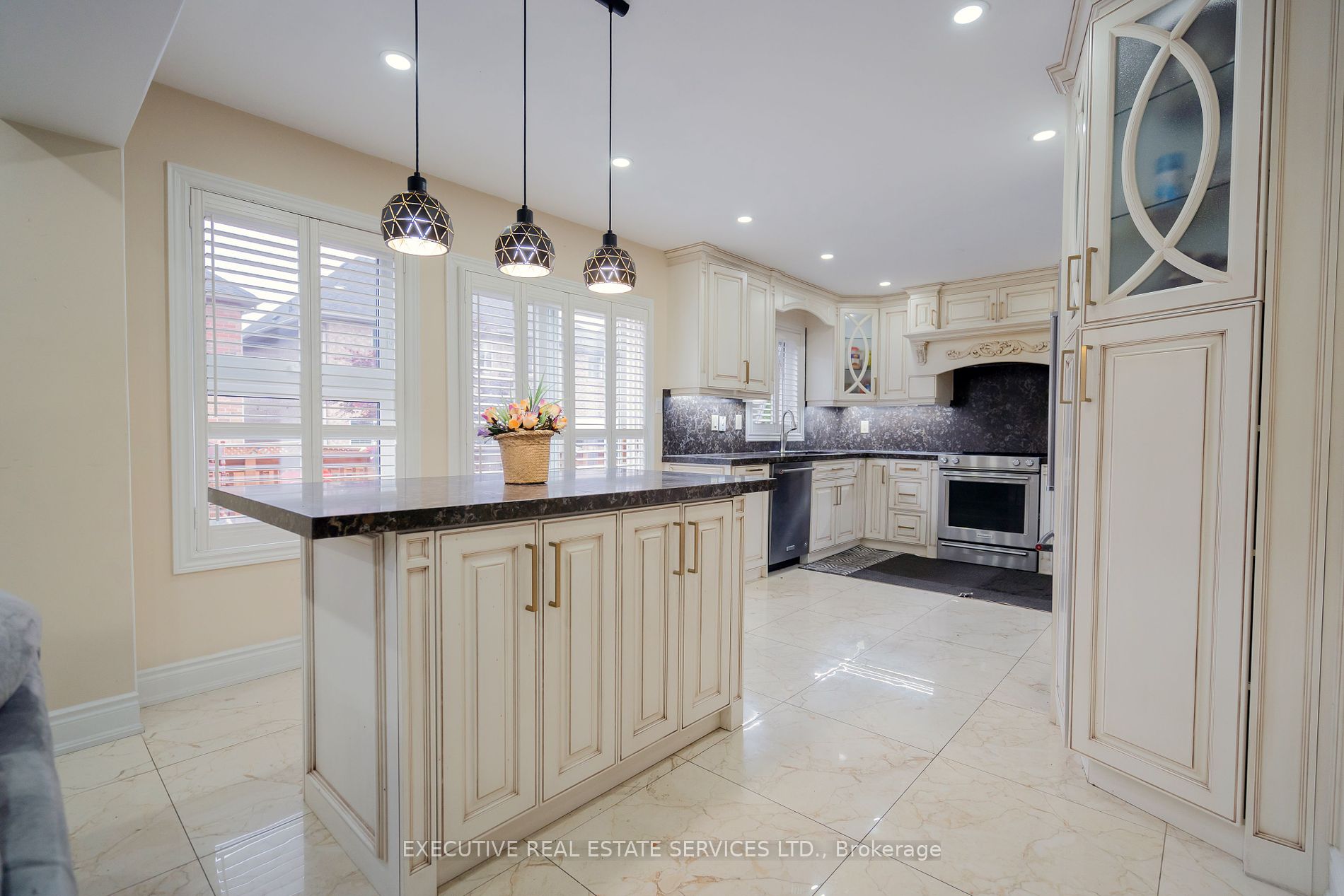 11 Briardale Rd