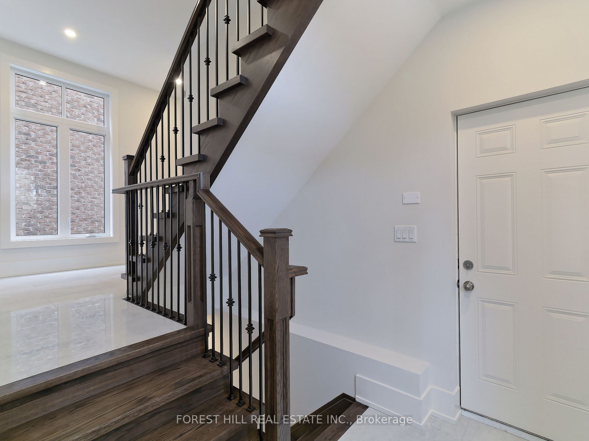 723 Ebony Avenue