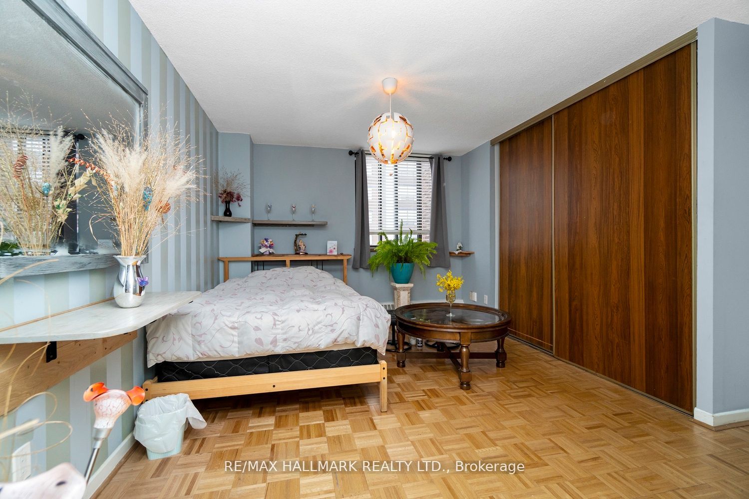 2542 Argyle Road, #801