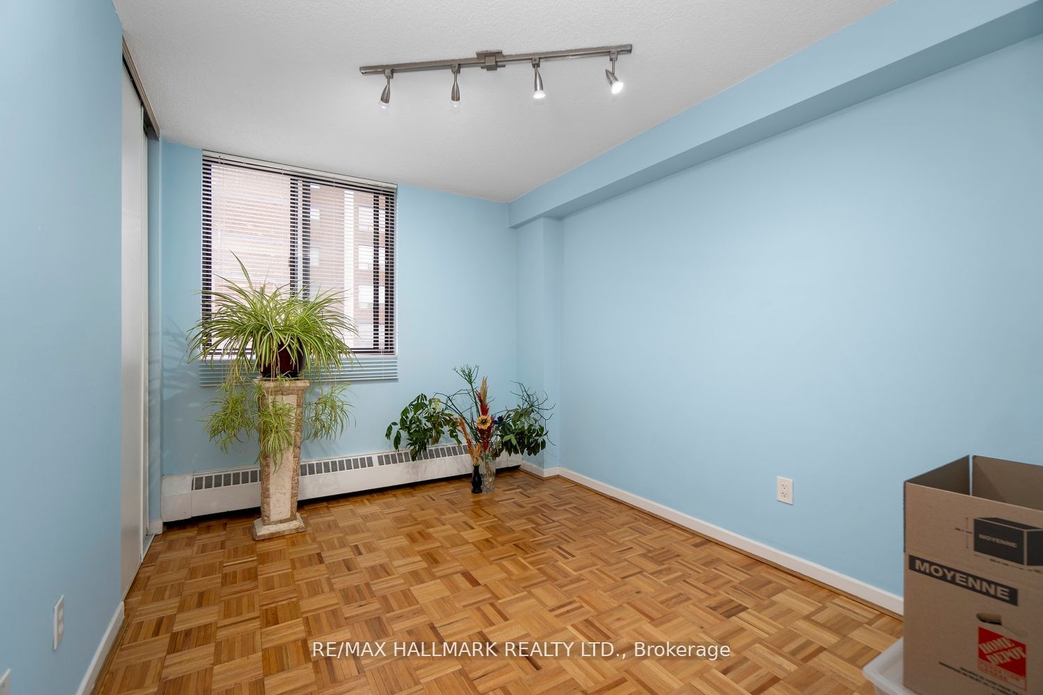 2542 Argyle Road, #801