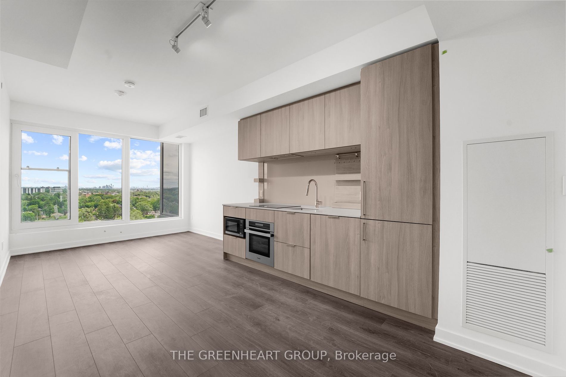 28 Ann Street #1304