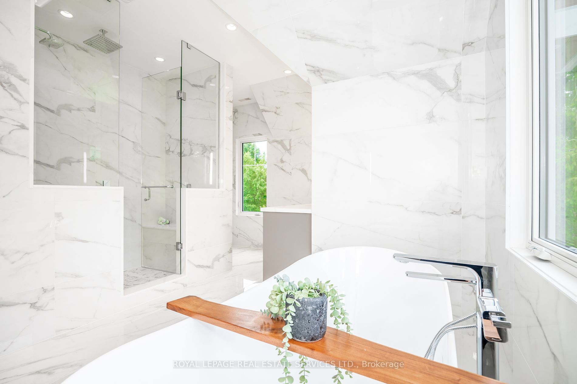 1618 Dogwood Trail
