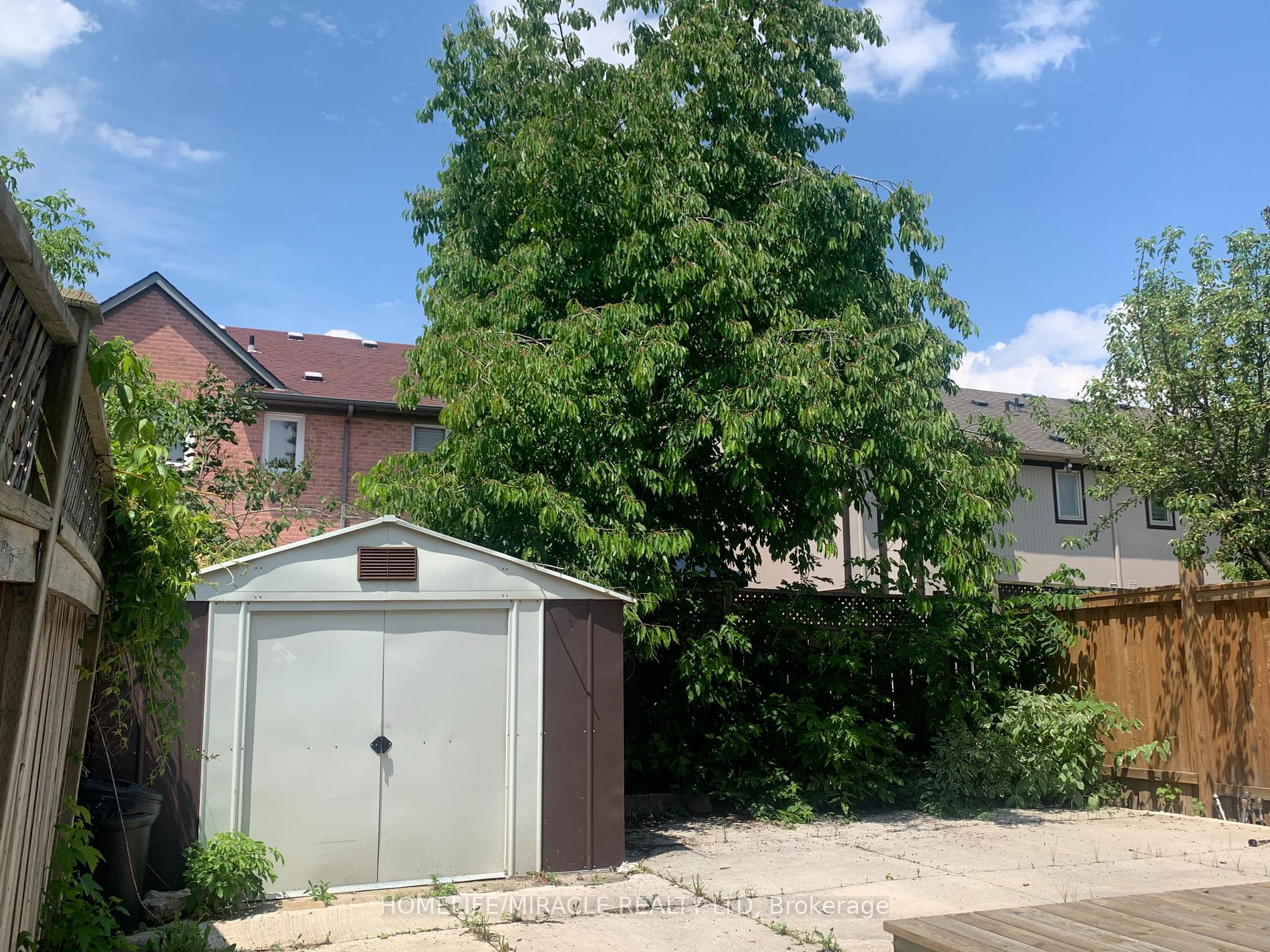 1823 Stevington Crescent