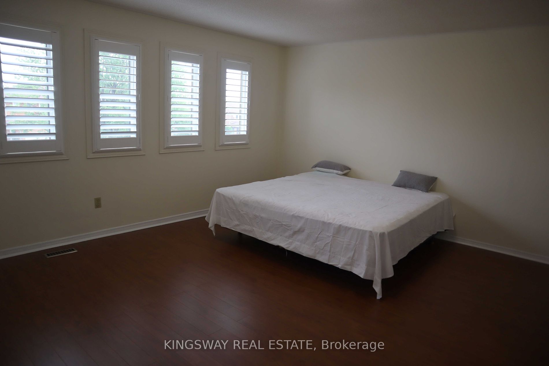 3498 Redmond Rd