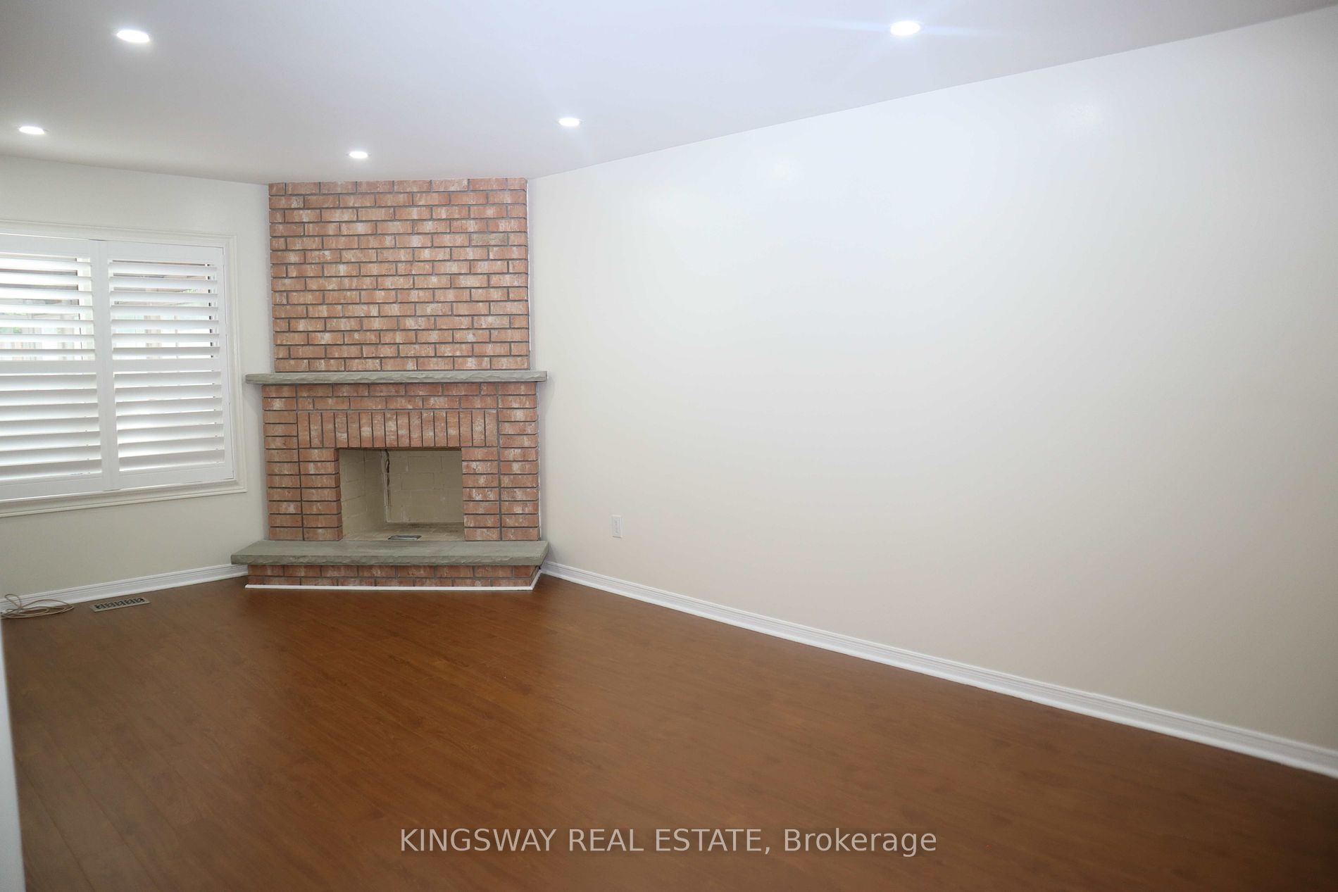 3498 Redmond Rd
