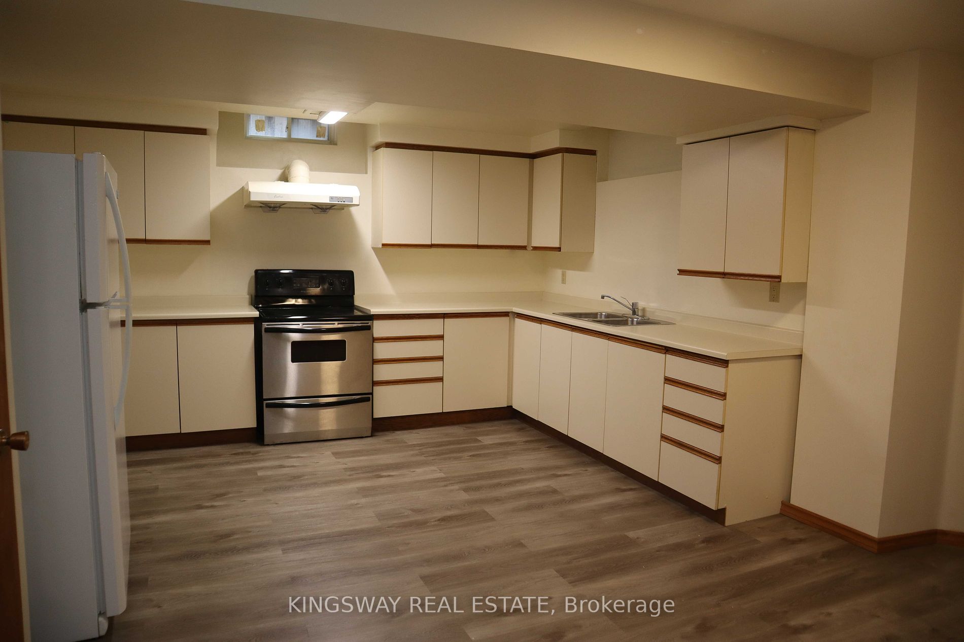 3498 Redmond Rd