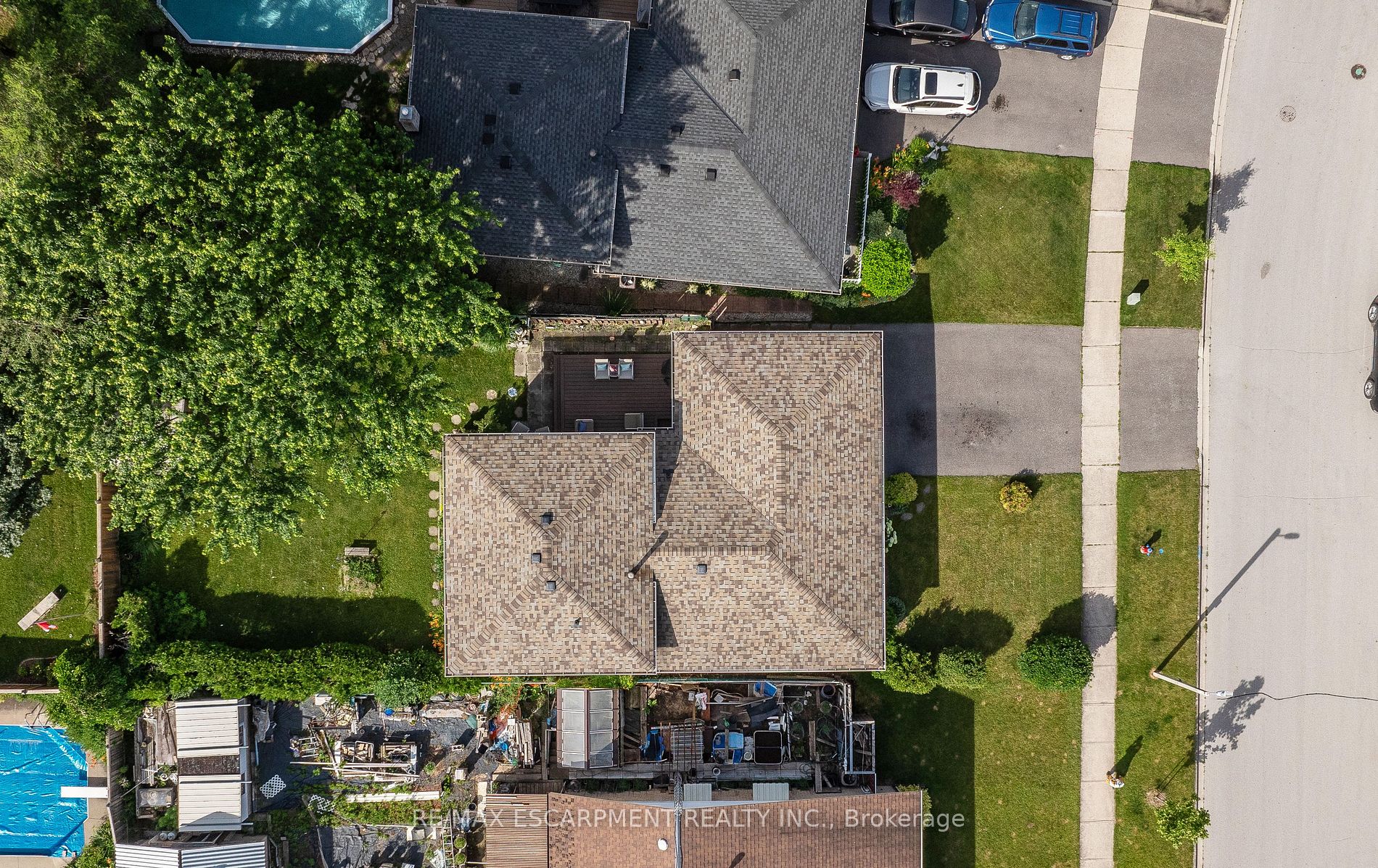 2358 Arnold Crescent