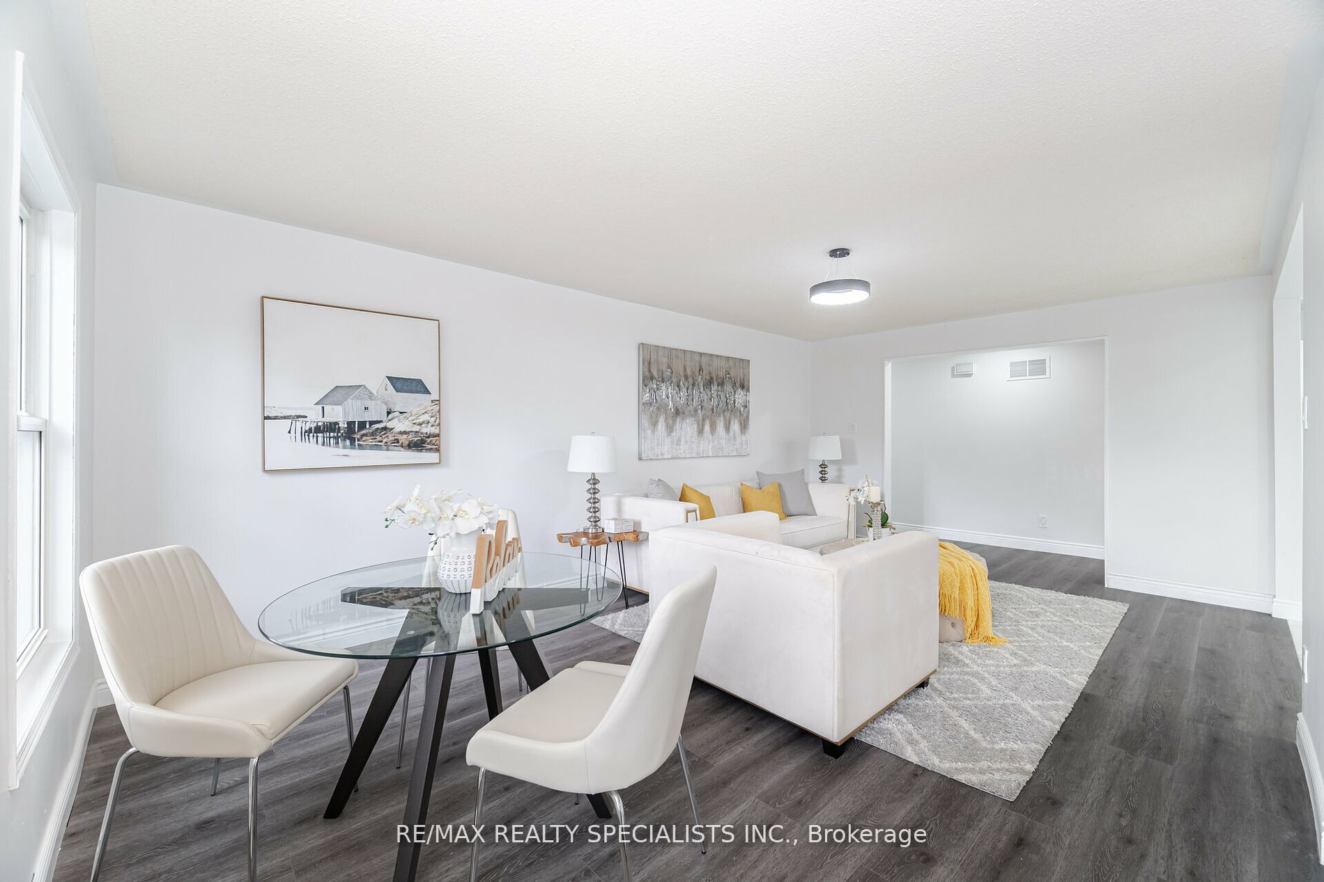 37 Ladin Dr
