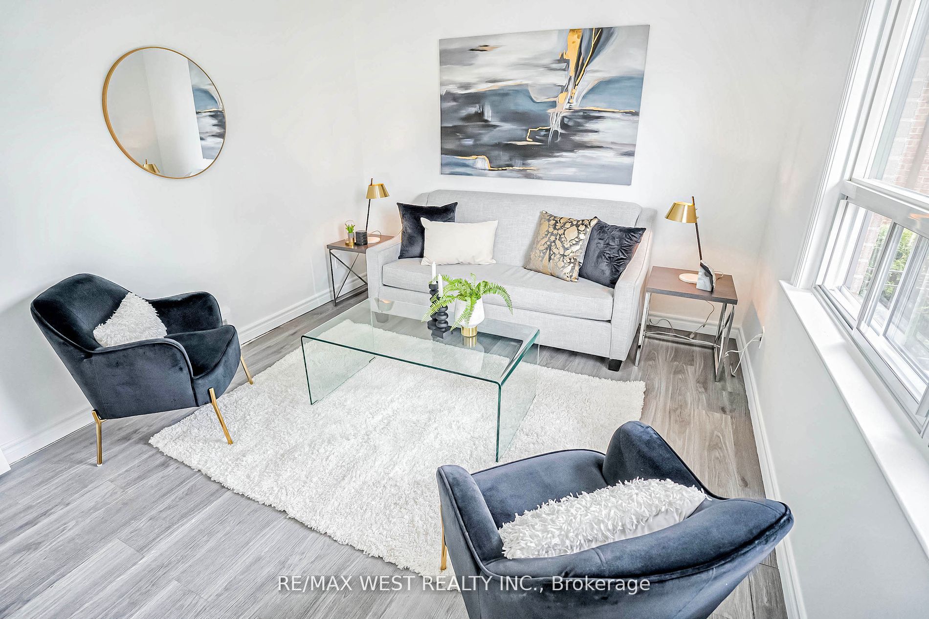 114 Lexfield Ave