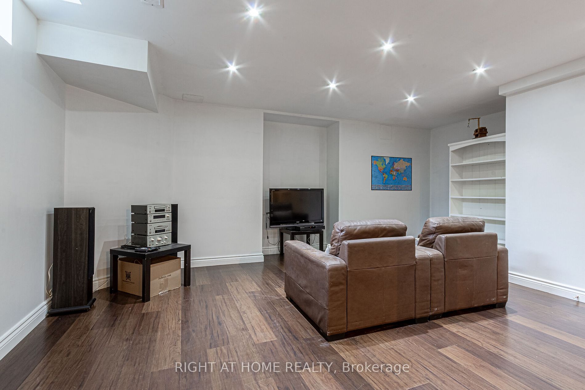 2363 Yolanda Drive