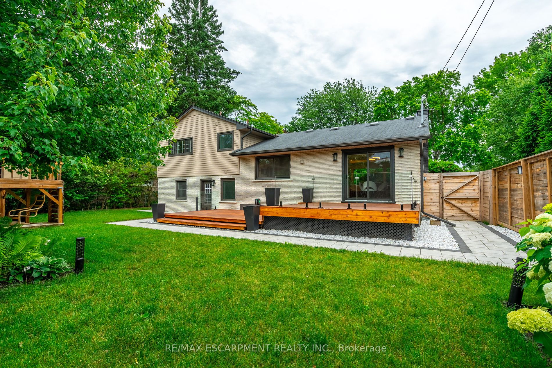 358 Arden Crescent