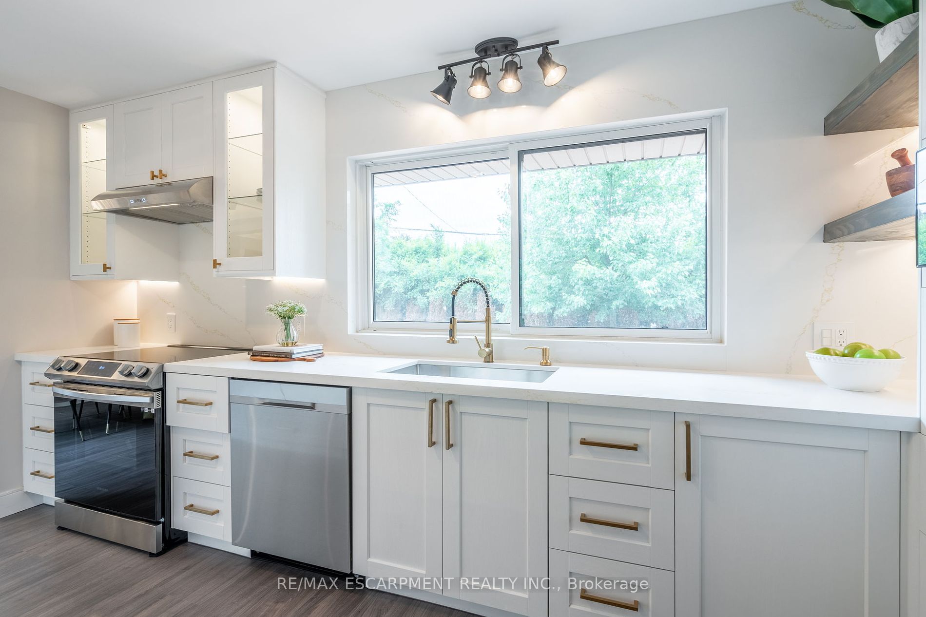 358 Arden Crescent