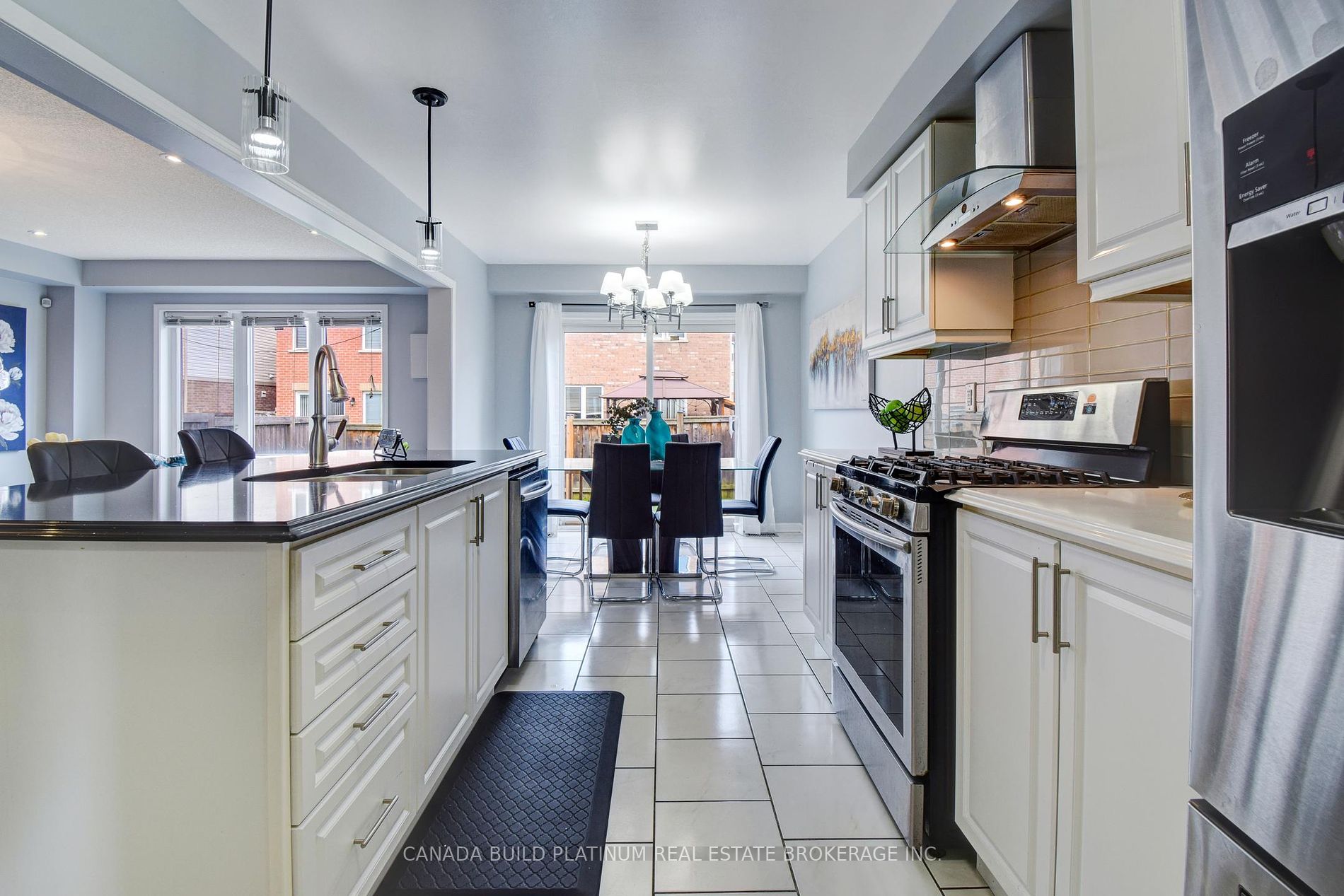 31 Tribune Dr
