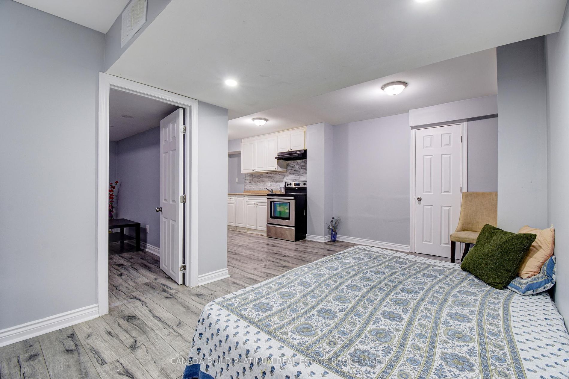 31 Tribune Dr