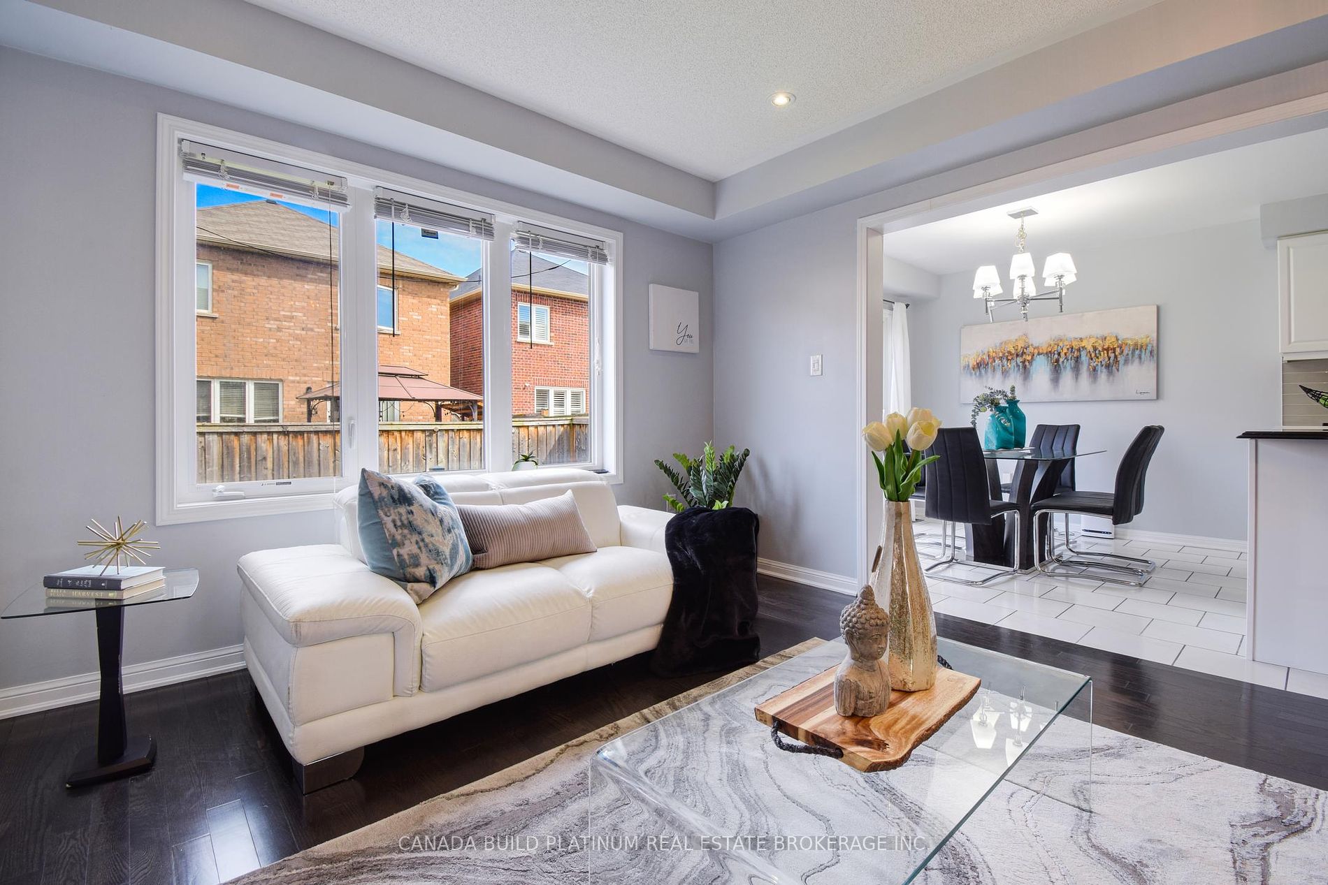 31 Tribune Dr