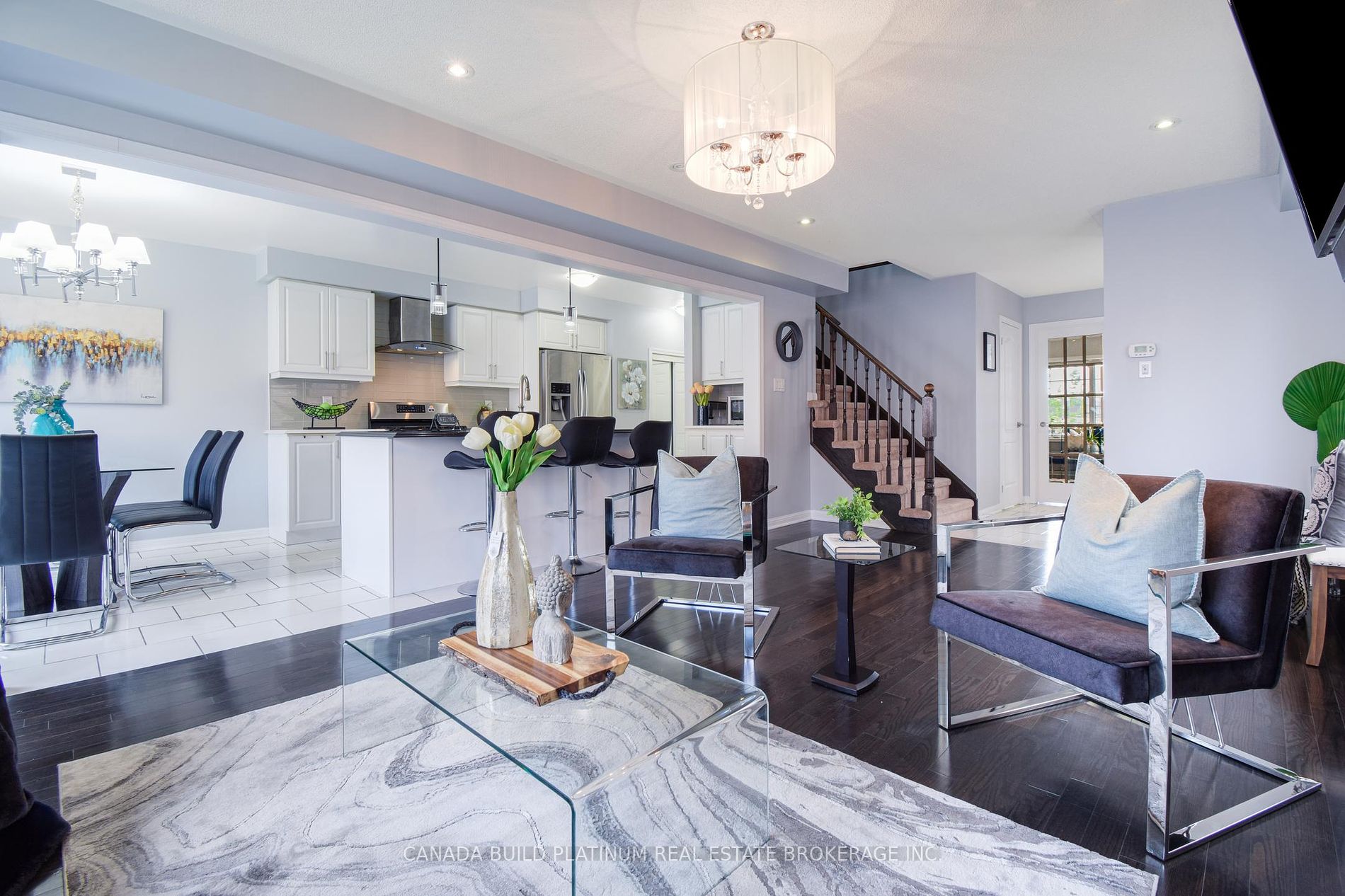 31 Tribune Dr
