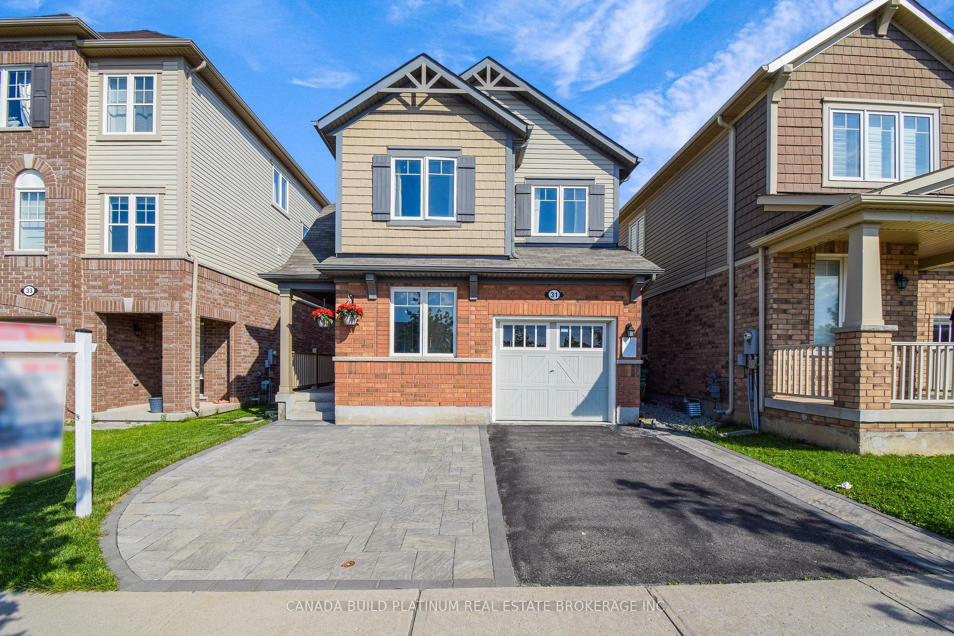 31 Tribune Dr
