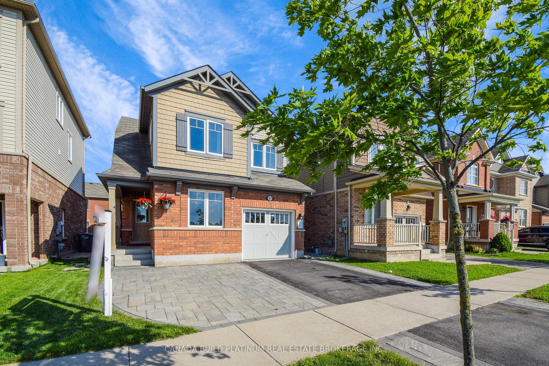 31 Tribune Dr