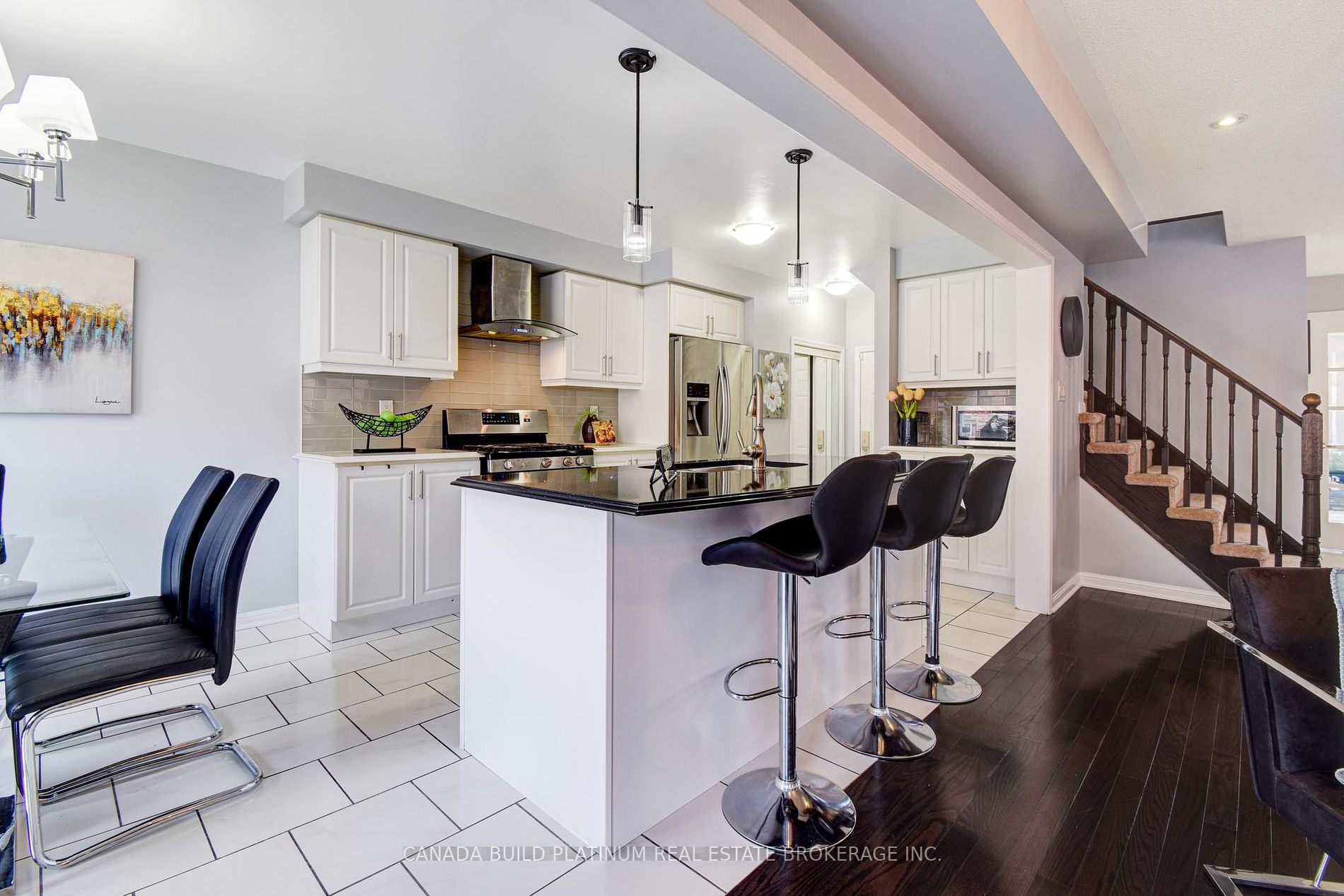 31 Tribune Dr