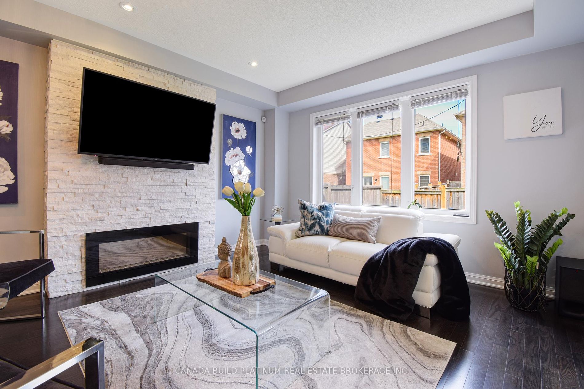 31 Tribune Dr