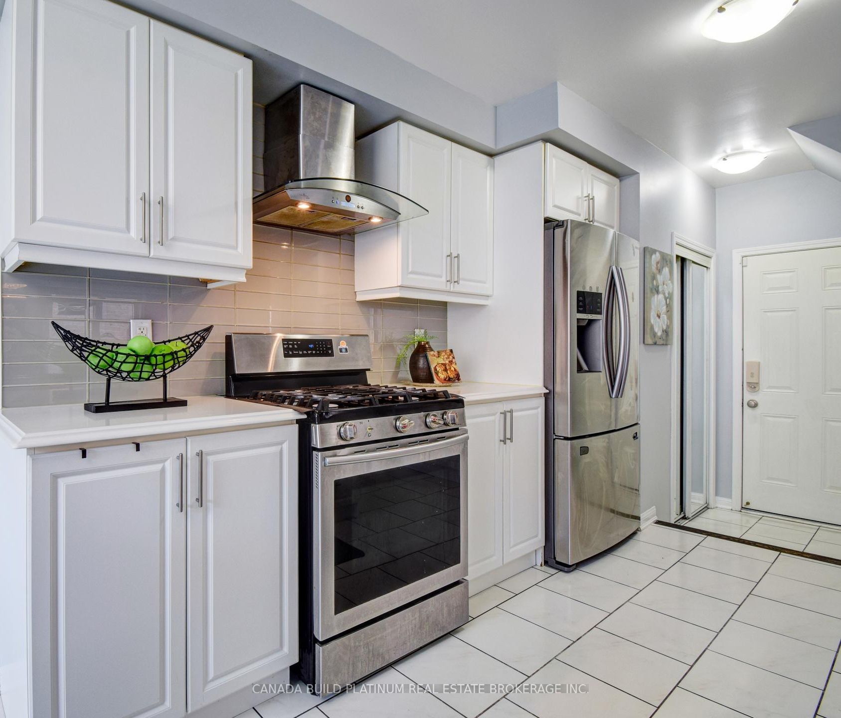 31 Tribune Dr
