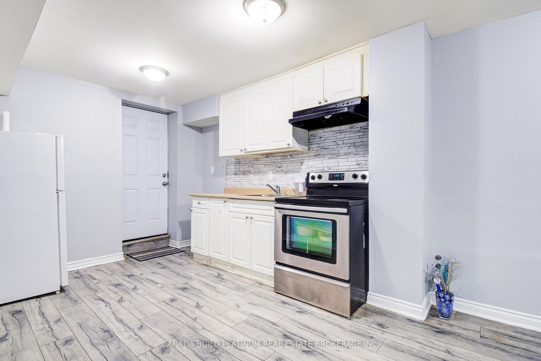 31 Tribune Dr