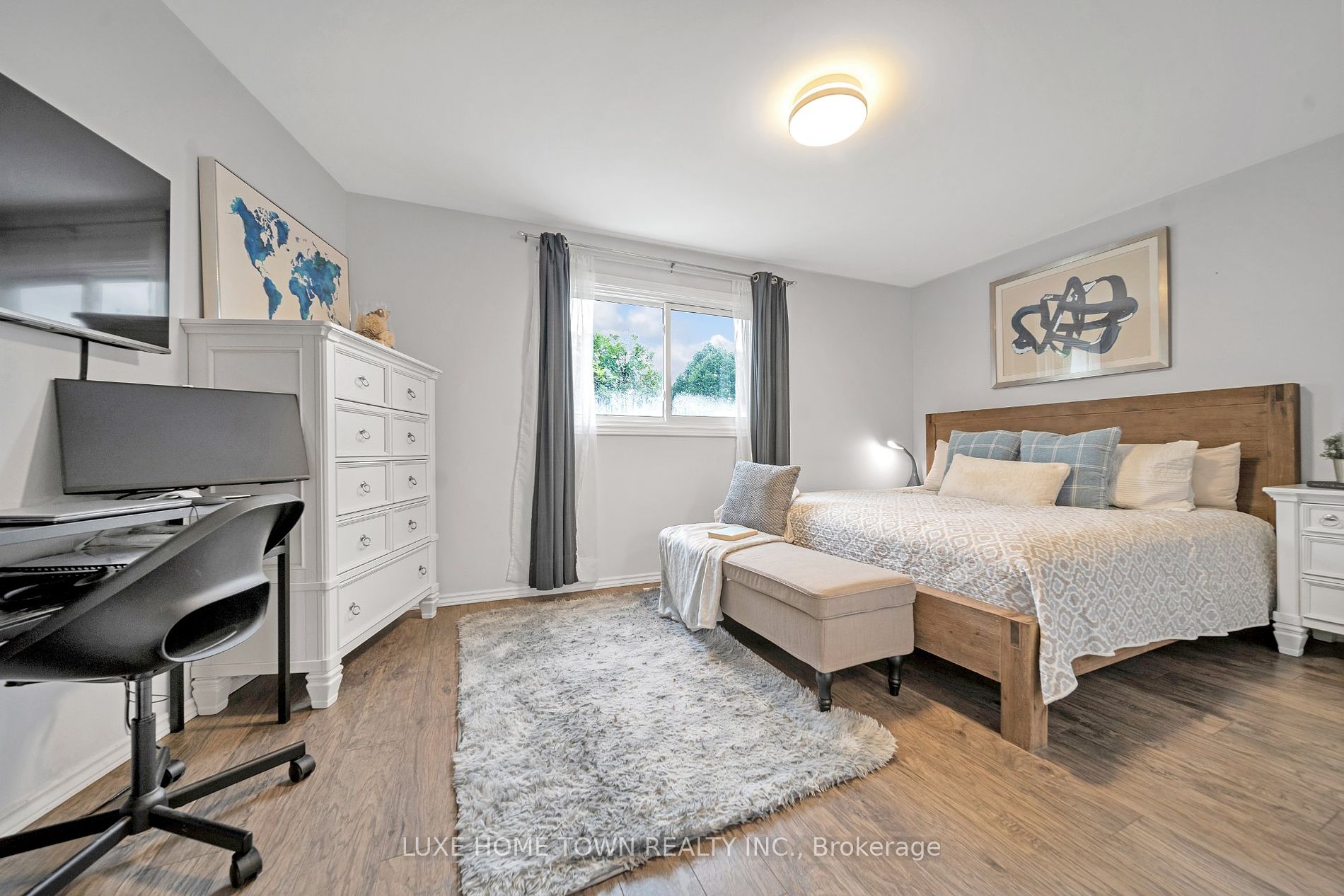 400 Mississauga Valley Boulevard #160
