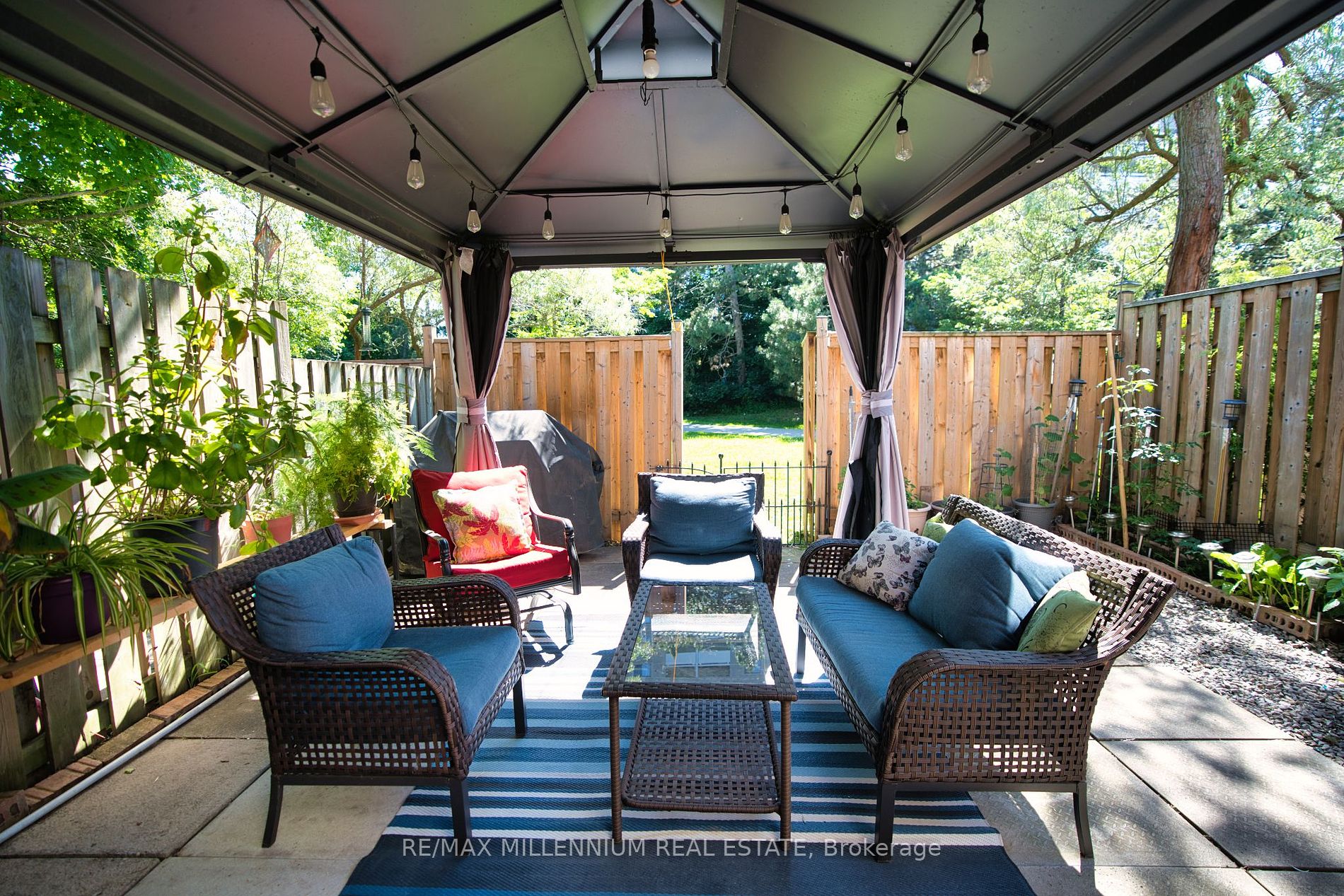 2700 BATTLEFORD Road #19